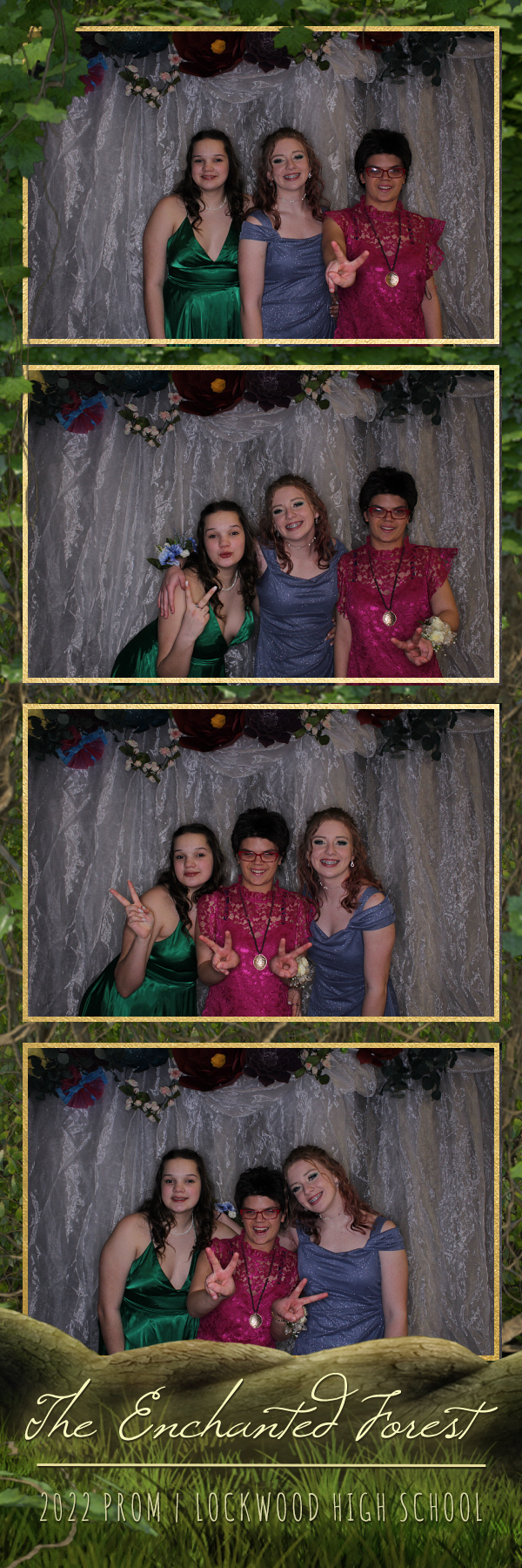 Lockwood Prom | View more photos from the event at gallery.photoboothbillings.com/u/PhotoBoothBillings/Lockwood-Prom
