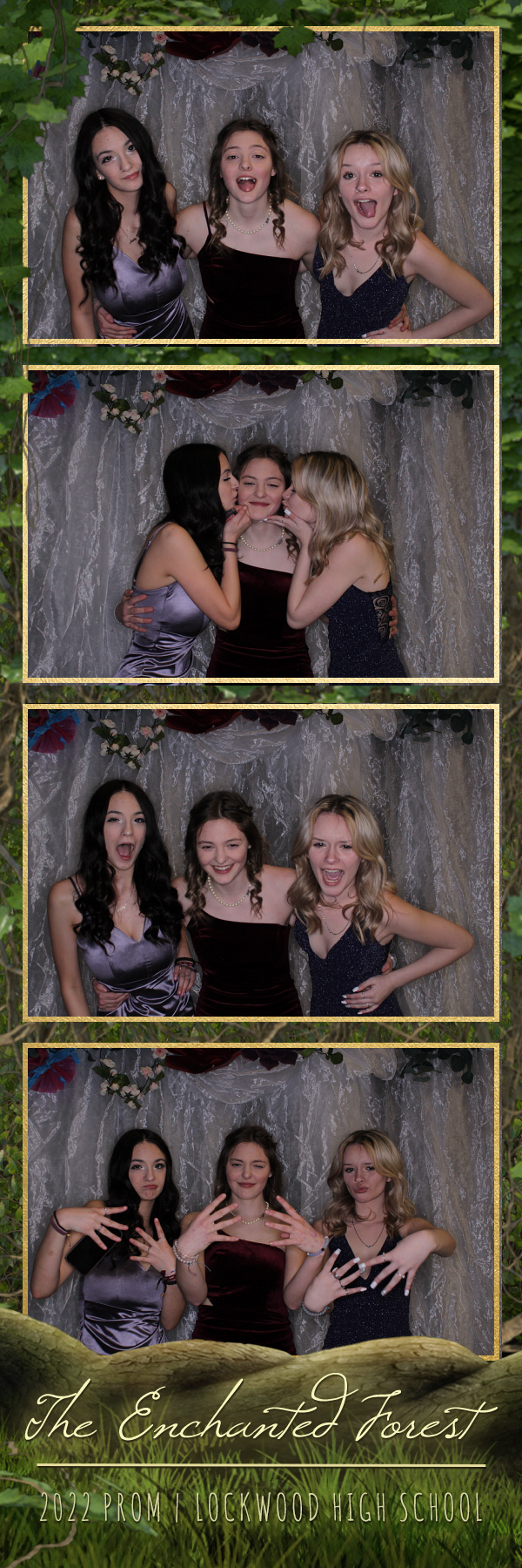 Lockwood Prom | View more photos from the event at gallery.photoboothbillings.com/u/PhotoBoothBillings/Lockwood-Prom