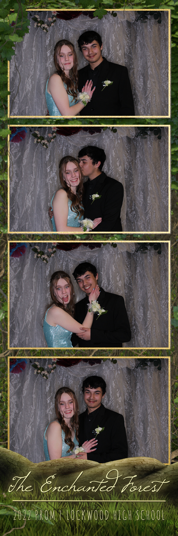 Lockwood Prom | View more photos from the event at gallery.photoboothbillings.com/u/PhotoBoothBillings/Lockwood-Prom