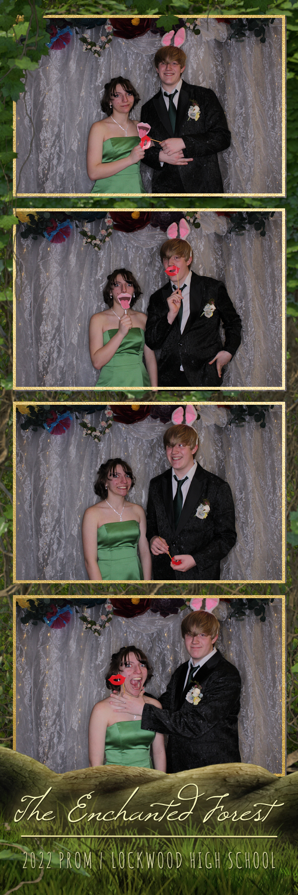 Lockwood Prom | View more photos from the event at gallery.photoboothbillings.com/u/PhotoBoothBillings/Lockwood-Prom