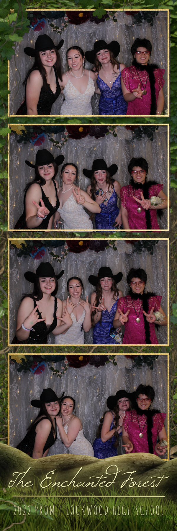 Lockwood Prom | View more photos from the event at gallery.photoboothbillings.com/u/PhotoBoothBillings/Lockwood-Prom
