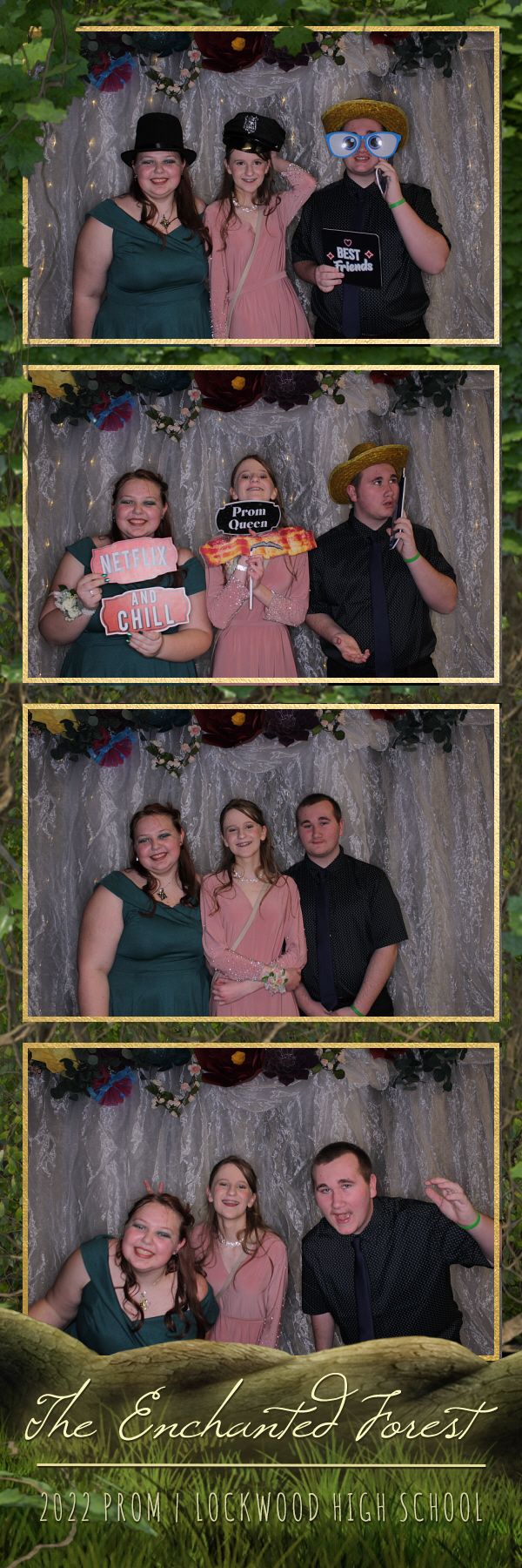 Lockwood Prom | View more photos from the event at gallery.photoboothbillings.com/u/PhotoBoothBillings/Lockwood-Prom