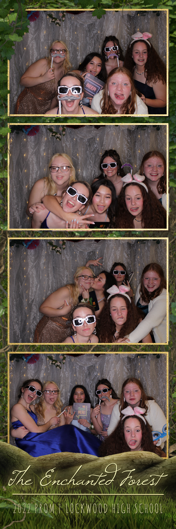 Lockwood Prom | View more photos from the event at gallery.photoboothbillings.com/u/PhotoBoothBillings/Lockwood-Prom