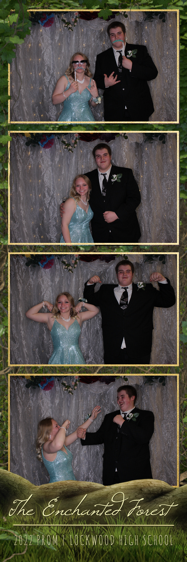 Lockwood Prom | View more photos from the event at gallery.photoboothbillings.com/u/PhotoBoothBillings/Lockwood-Prom