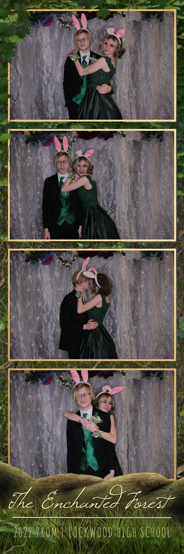 Lockwood Prom | View more photos from the event at gallery.photoboothbillings.com/u/PhotoBoothBillings/Lockwood-Prom