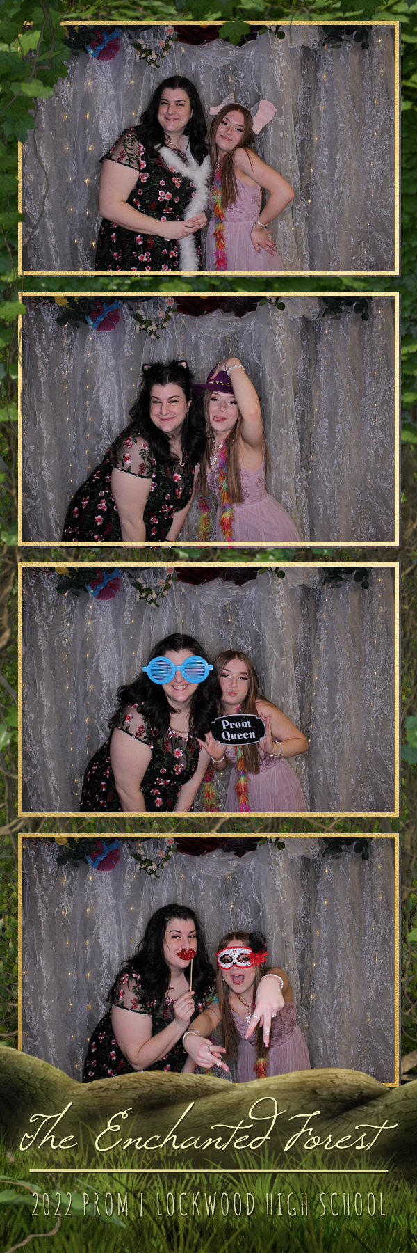 Lockwood Prom | View more photos from the event at gallery.photoboothbillings.com/u/PhotoBoothBillings/Lockwood-Prom
