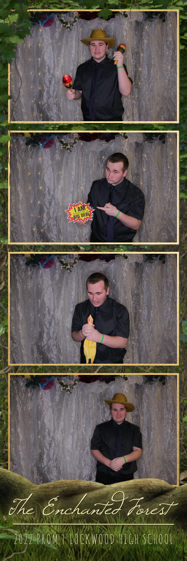 Lockwood Prom | View more photos from the event at gallery.photoboothbillings.com/u/PhotoBoothBillings/Lockwood-Prom