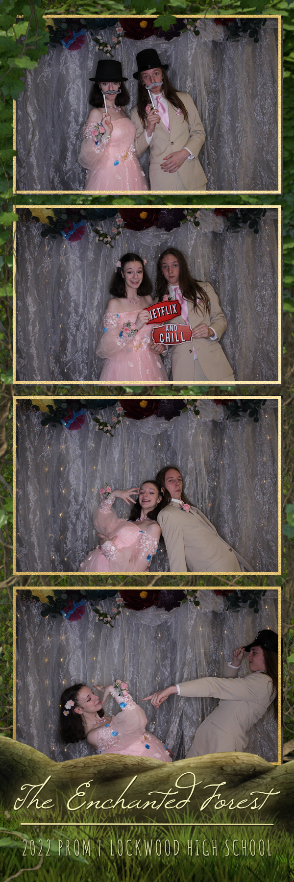 Lockwood Prom | View more photos from the event at gallery.photoboothbillings.com/u/PhotoBoothBillings/Lockwood-Prom