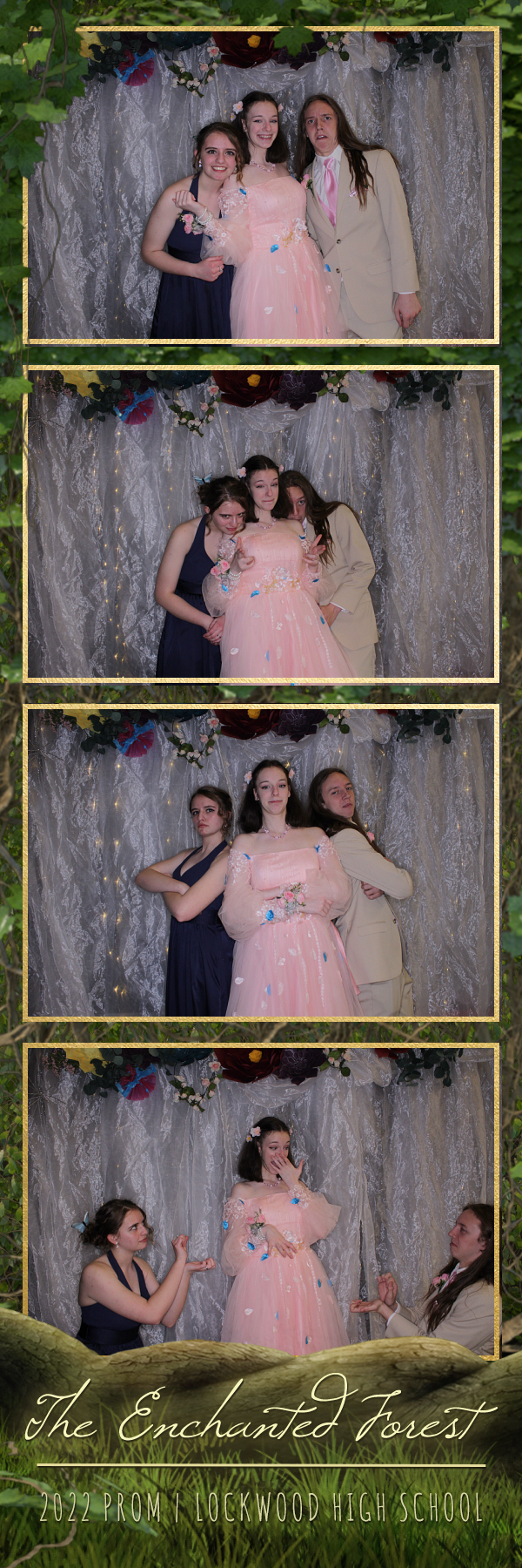 Lockwood Prom | View more photos from the event at gallery.photoboothbillings.com/u/PhotoBoothBillings/Lockwood-Prom