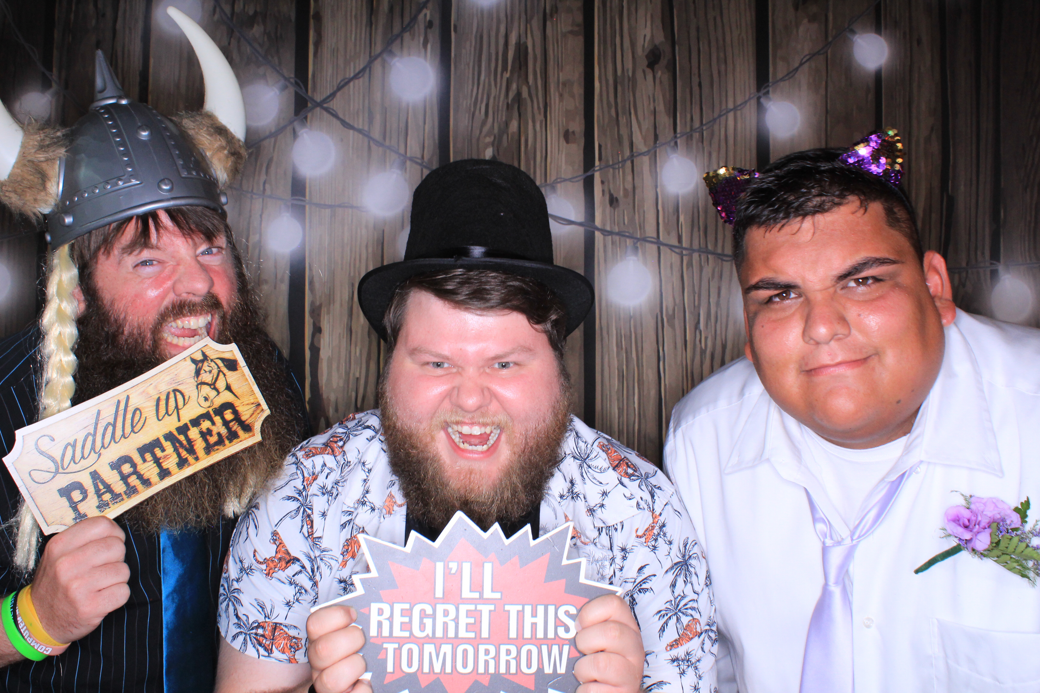 Mychal and Cole's Wedding | View more photos from the event at gallery.photoboothbillings.com/u/PhotoBoothBillings/Mychal-and-Coles-Wedding