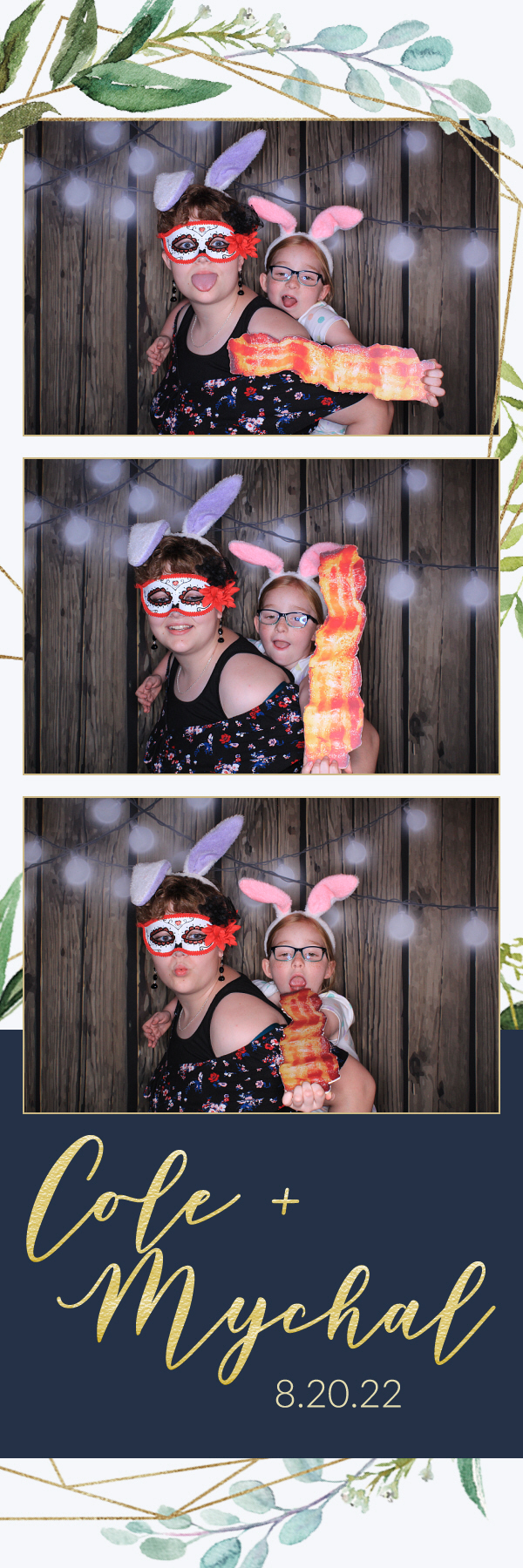 Mychal and Cole's Wedding | View more photos from the event at gallery.photoboothbillings.com/u/PhotoBoothBillings/Mychal-and-Coles-Wedding