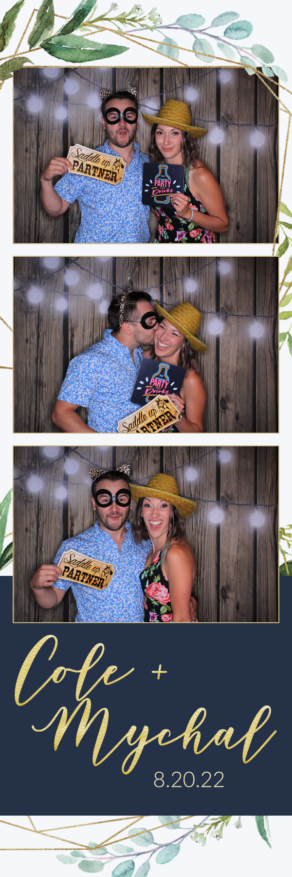 Mychal and Cole's Wedding | View more photos from the event at gallery.photoboothbillings.com/u/PhotoBoothBillings/Mychal-and-Coles-Wedding