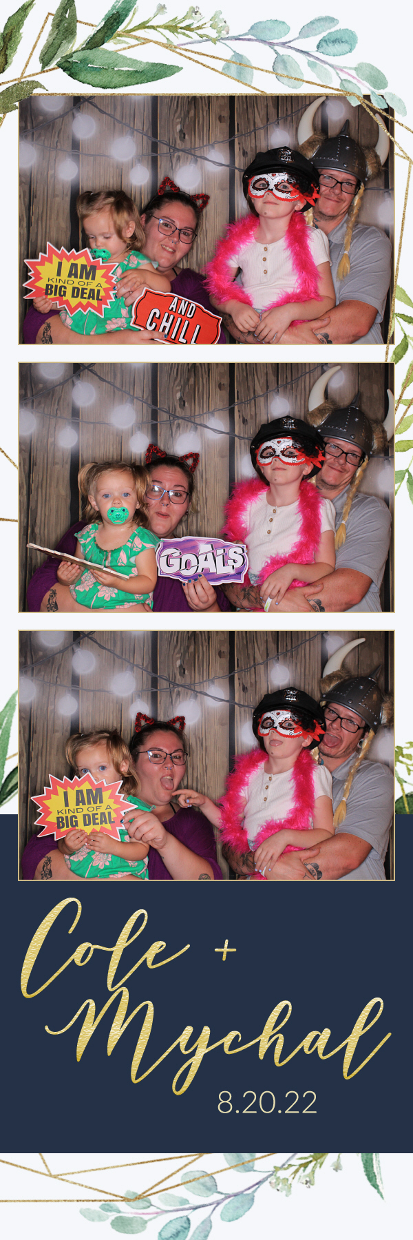 Mychal and Cole's Wedding | View more photos from the event at gallery.photoboothbillings.com/u/PhotoBoothBillings/Mychal-and-Coles-Wedding