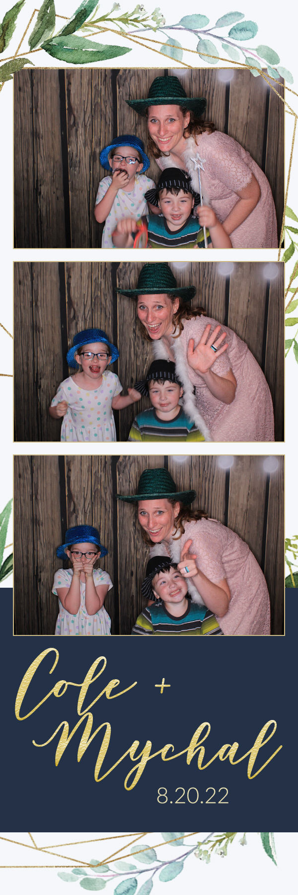 Mychal and Cole's Wedding | View more photos from the event at gallery.photoboothbillings.com/u/PhotoBoothBillings/Mychal-and-Coles-Wedding