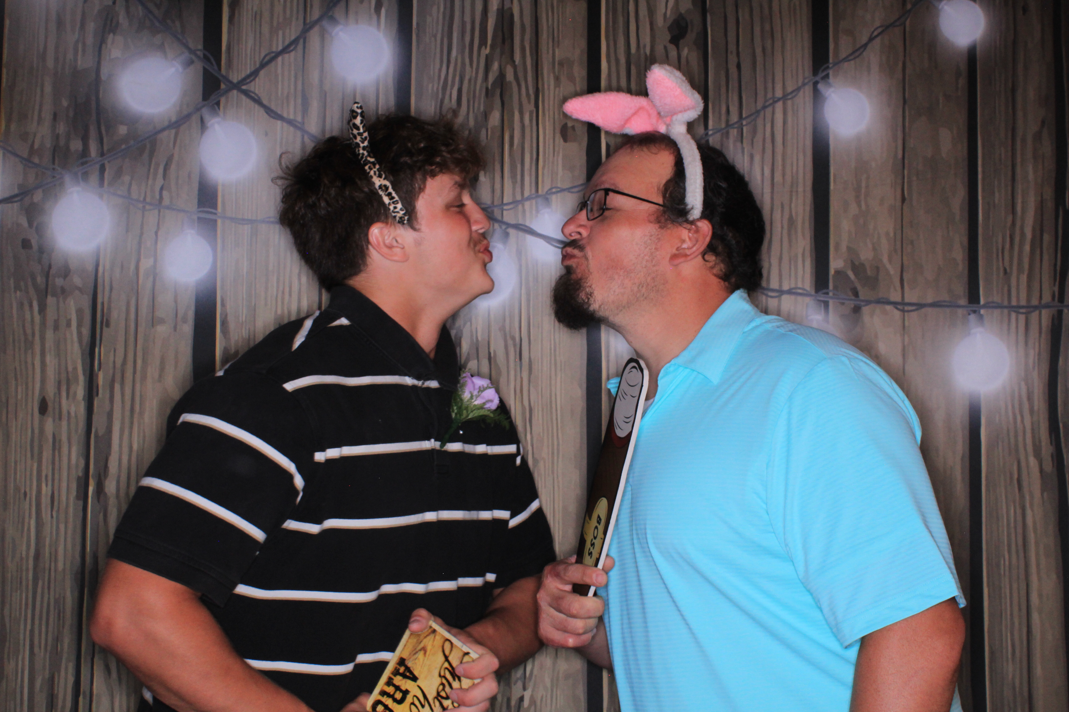 Mychal and Cole's Wedding | View more photos from the event at gallery.photoboothbillings.com/u/PhotoBoothBillings/Mychal-and-Coles-Wedding