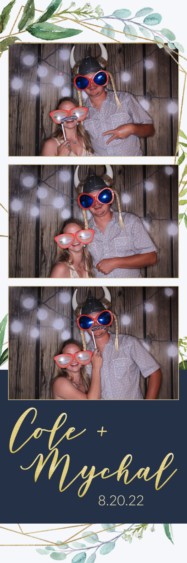 Mychal and Cole's Wedding | View more photos from the event at gallery.photoboothbillings.com/u/PhotoBoothBillings/Mychal-and-Coles-Wedding