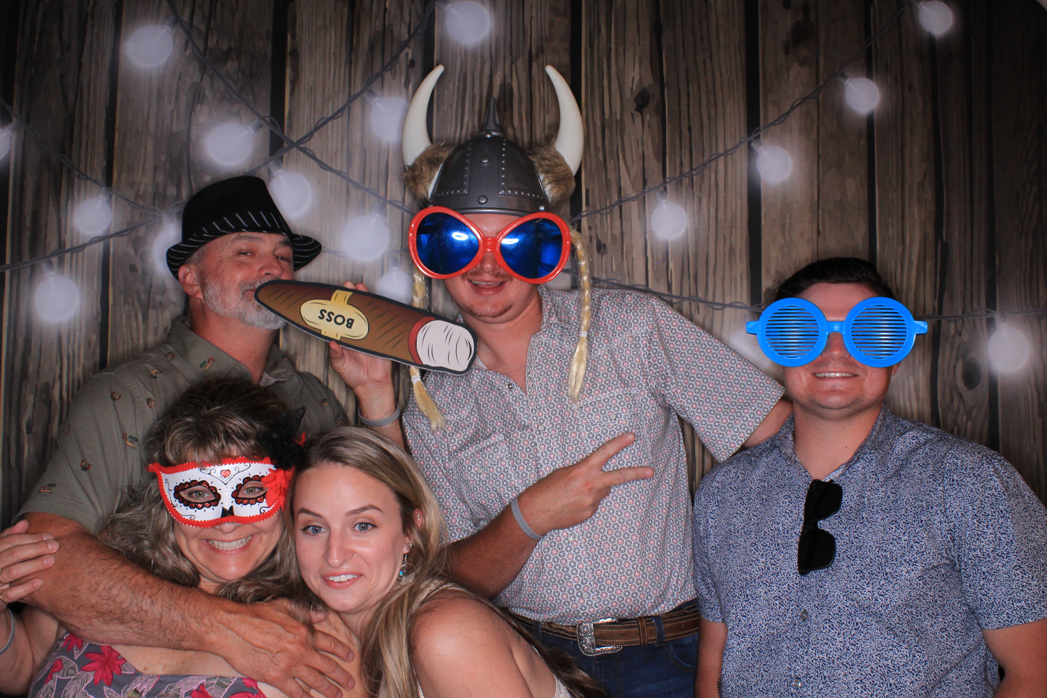 Mychal and Cole's Wedding | View more photos from the event at gallery.photoboothbillings.com/u/PhotoBoothBillings/Mychal-and-Coles-Wedding