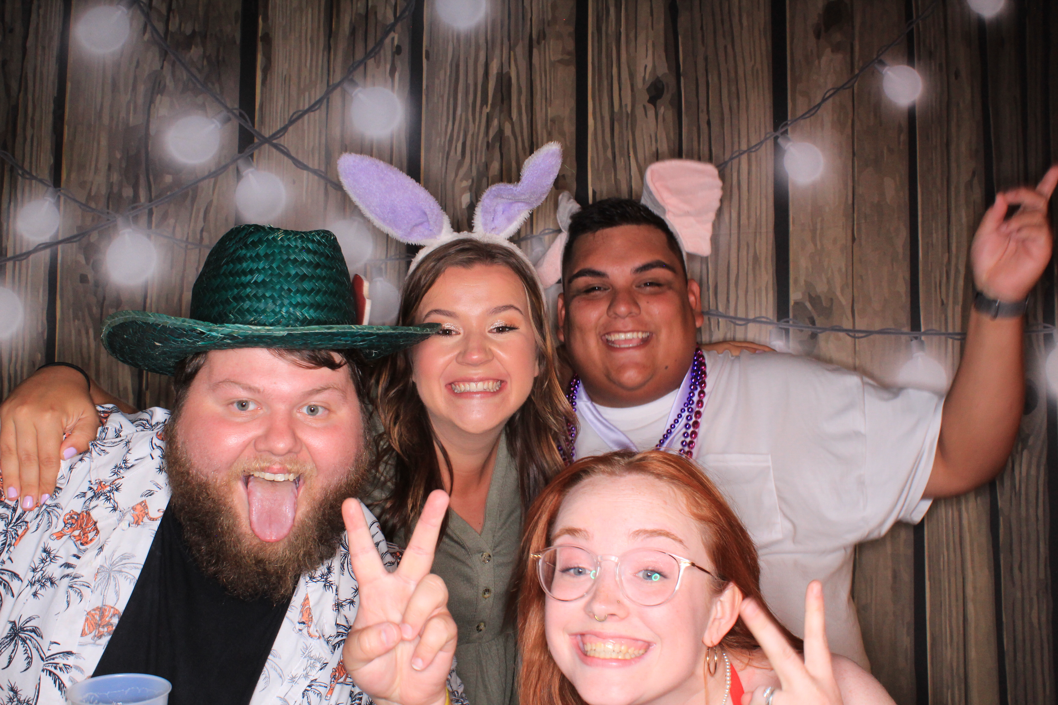 Mychal and Cole's Wedding | View more photos from the event at gallery.photoboothbillings.com/u/PhotoBoothBillings/Mychal-and-Coles-Wedding