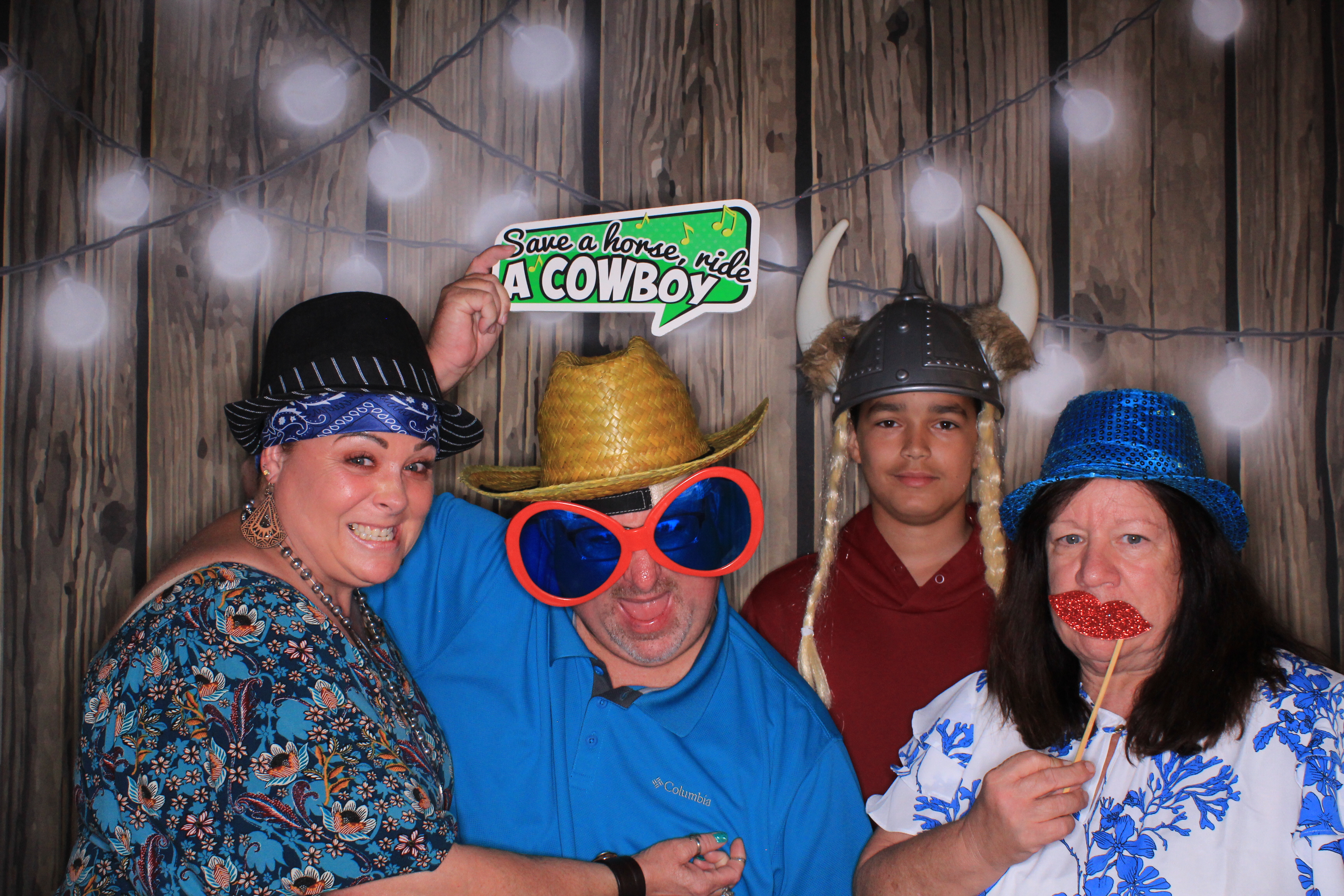 Mychal and Cole's Wedding | View more photos from the event at gallery.photoboothbillings.com/u/PhotoBoothBillings/Mychal-and-Coles-Wedding