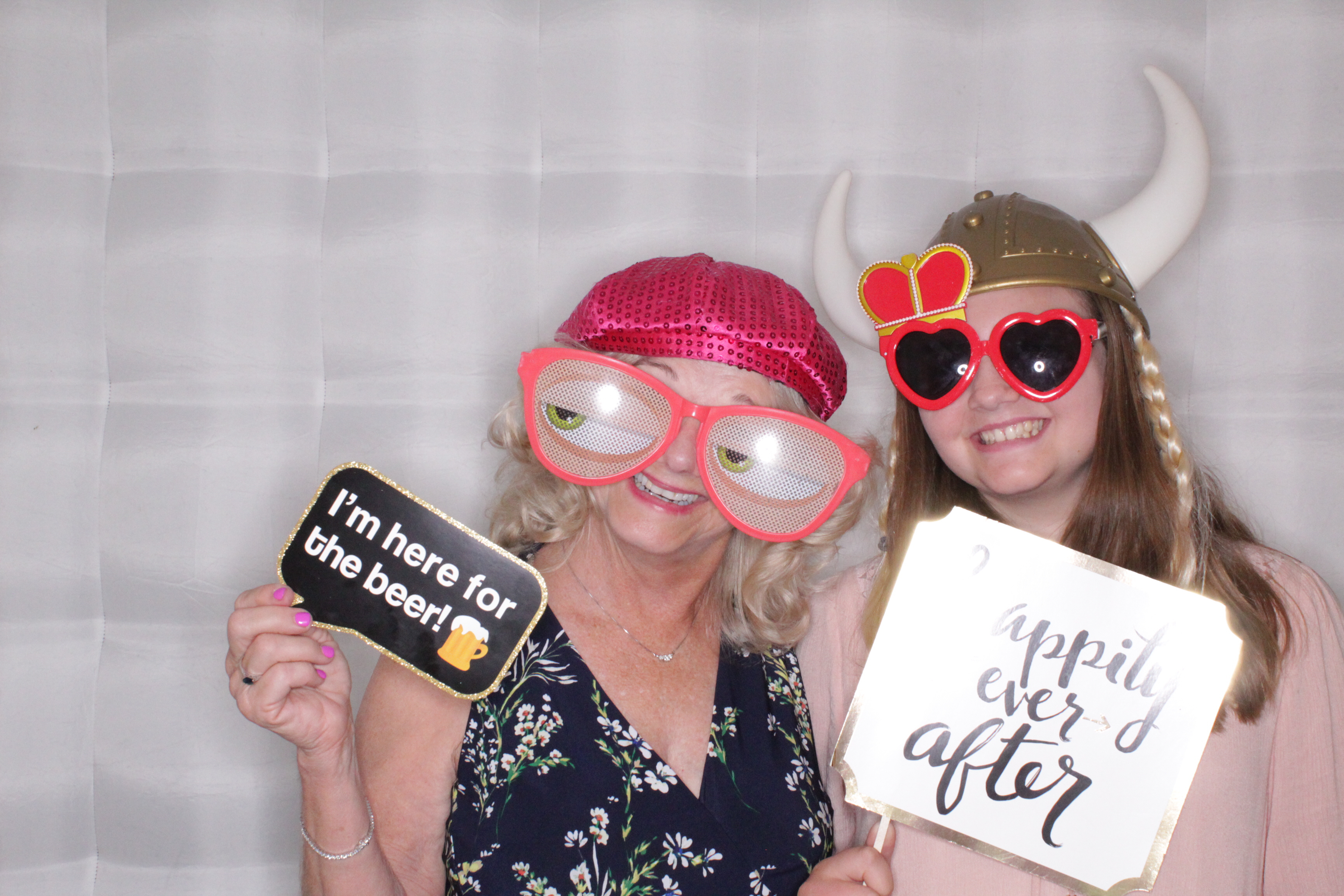 Peggy and Greg's Wedding | View more photos from the event at gallery.photoboothbillings.com/u/PhotoBoothBillings/Peggy-and-Gregs-Wedding