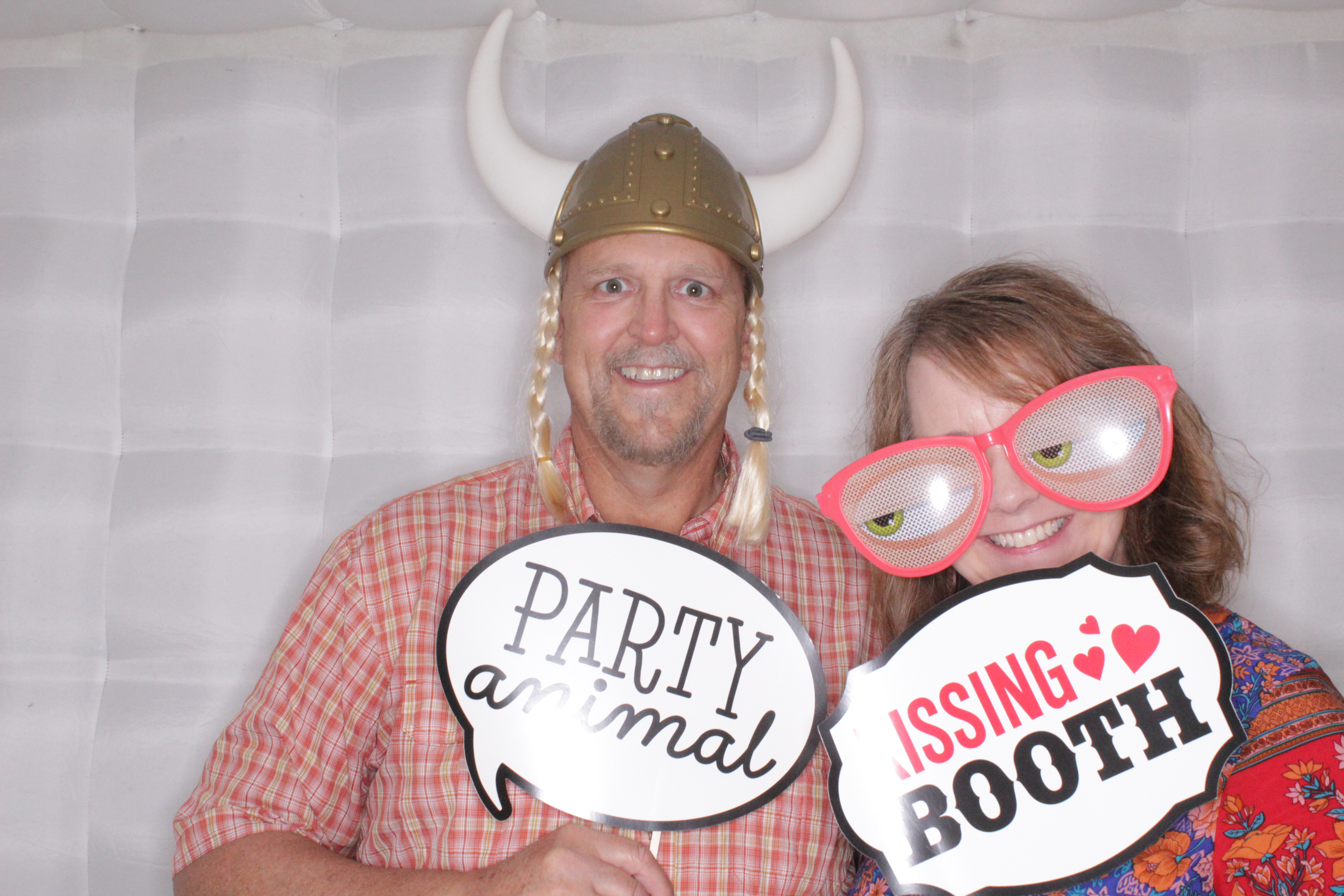 Peggy and Greg's Wedding | View more photos from the event at gallery.photoboothbillings.com/u/PhotoBoothBillings/Peggy-and-Gregs-Wedding