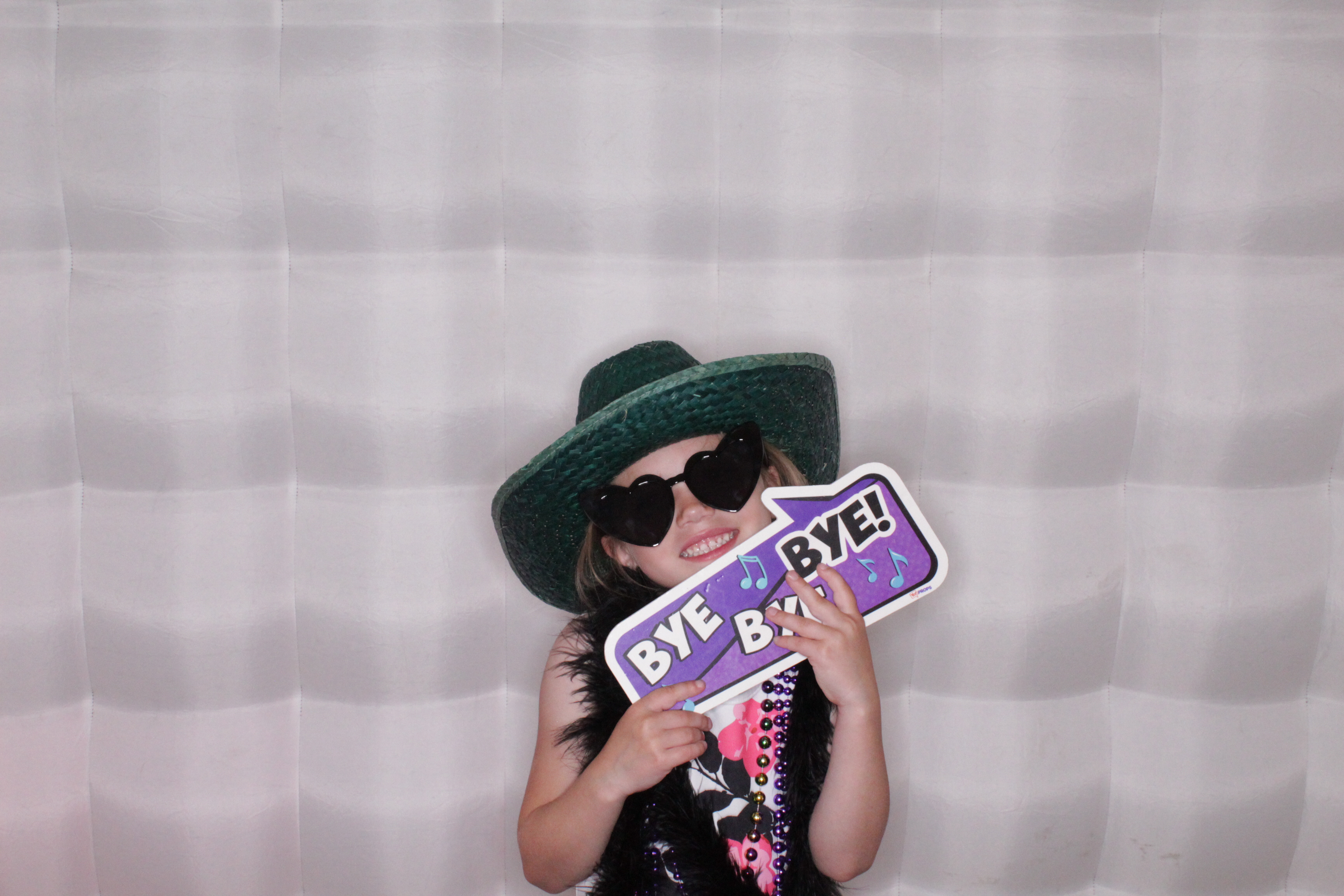 Peggy and Greg's Wedding | View more photos from the event at gallery.photoboothbillings.com/u/PhotoBoothBillings/Peggy-and-Gregs-Wedding