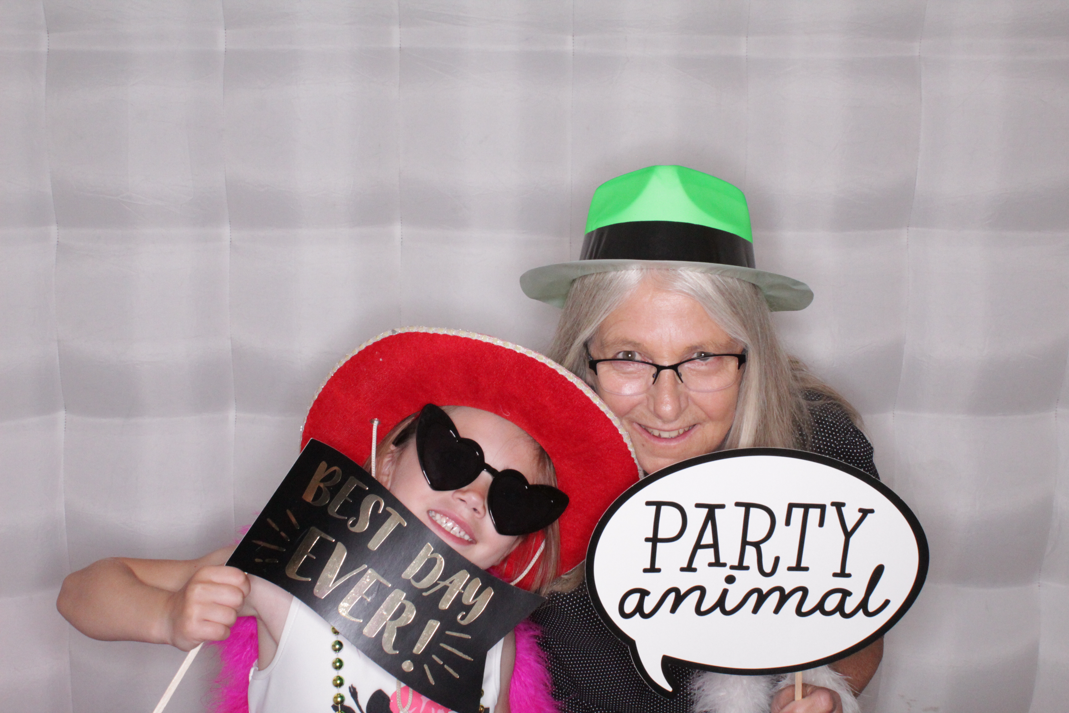 Peggy and Greg's Wedding | View more photos from the event at gallery.photoboothbillings.com/u/PhotoBoothBillings/Peggy-and-Gregs-Wedding