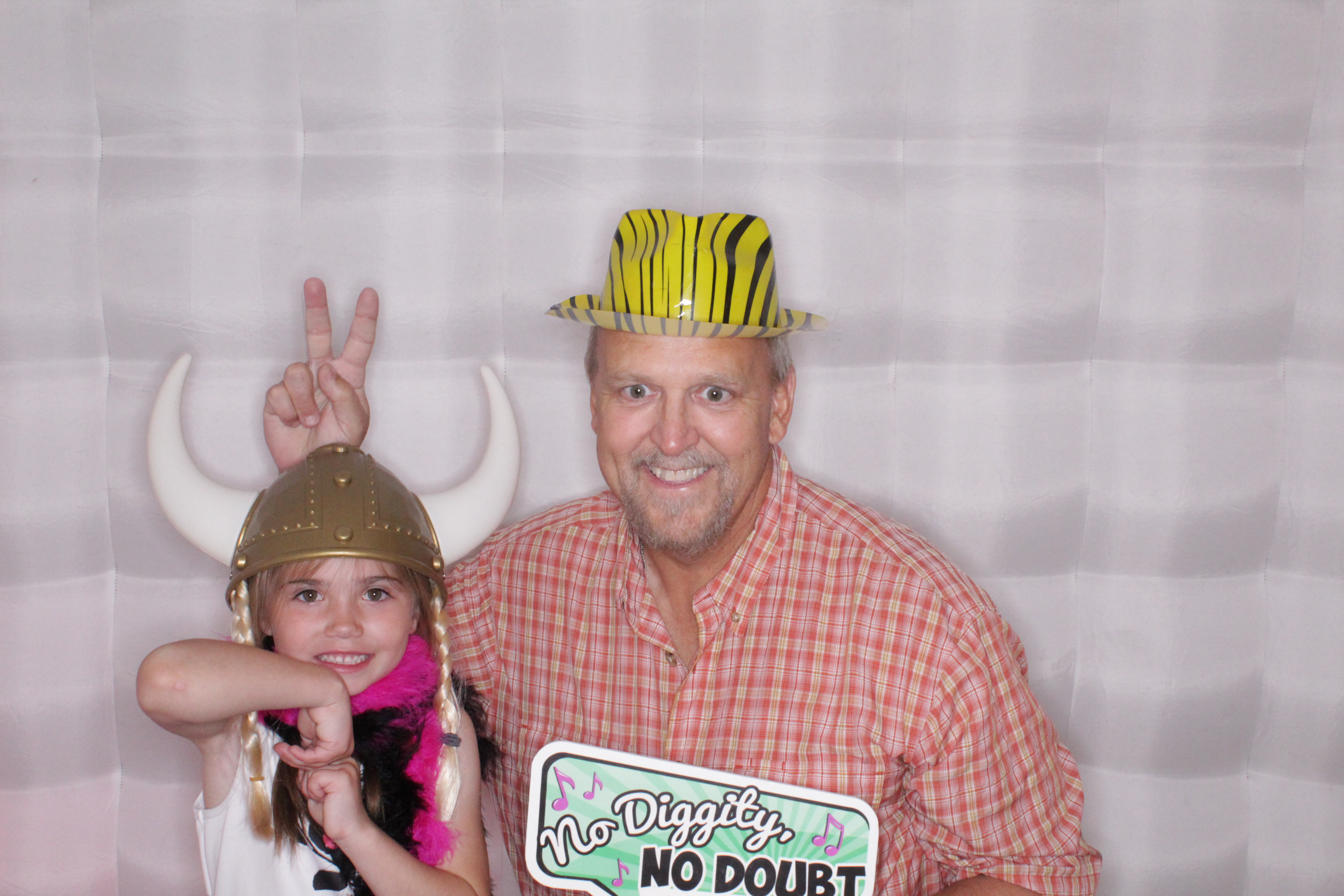 Peggy and Greg's Wedding | View more photos from the event at gallery.photoboothbillings.com/u/PhotoBoothBillings/Peggy-and-Gregs-Wedding