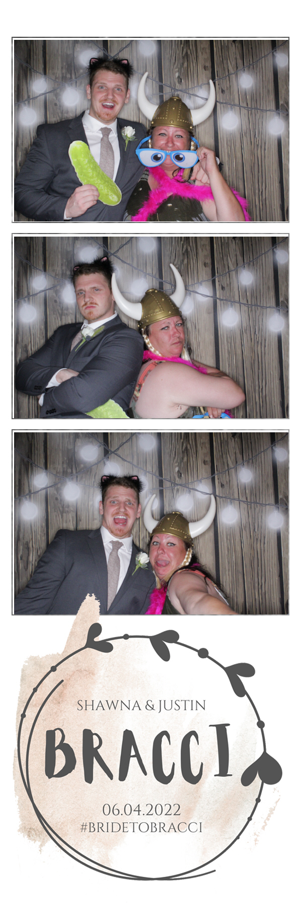 Shawna and Justin's Wedding | View more photos from the event at gallery.photoboothbillings.com/u/PhotoBoothBillings/Shawna-and-Justins-Wedding