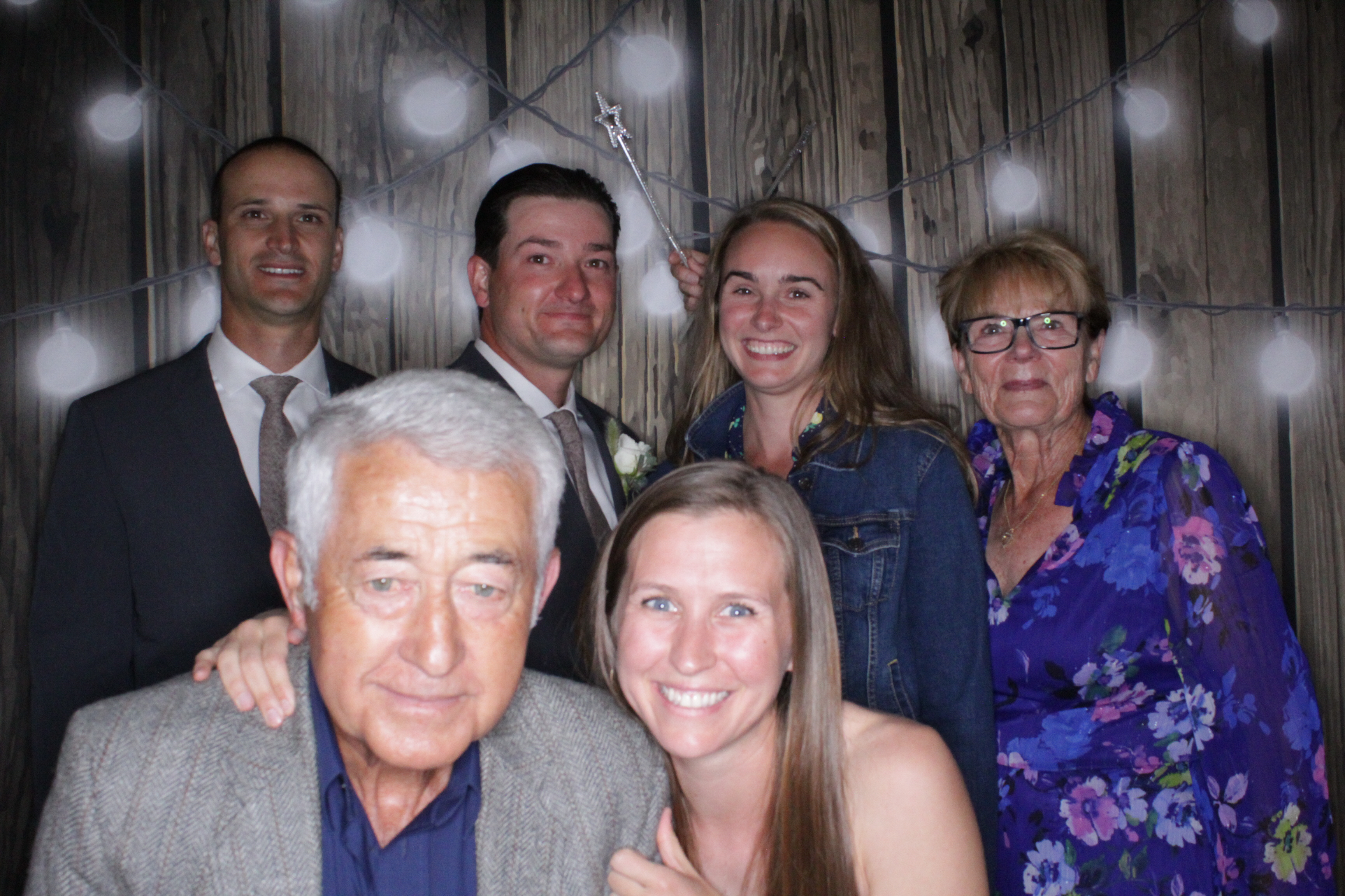 Shawna and Justin's Wedding | View more photos from the event at gallery.photoboothbillings.com/u/PhotoBoothBillings/Shawna-and-Justins-Wedding