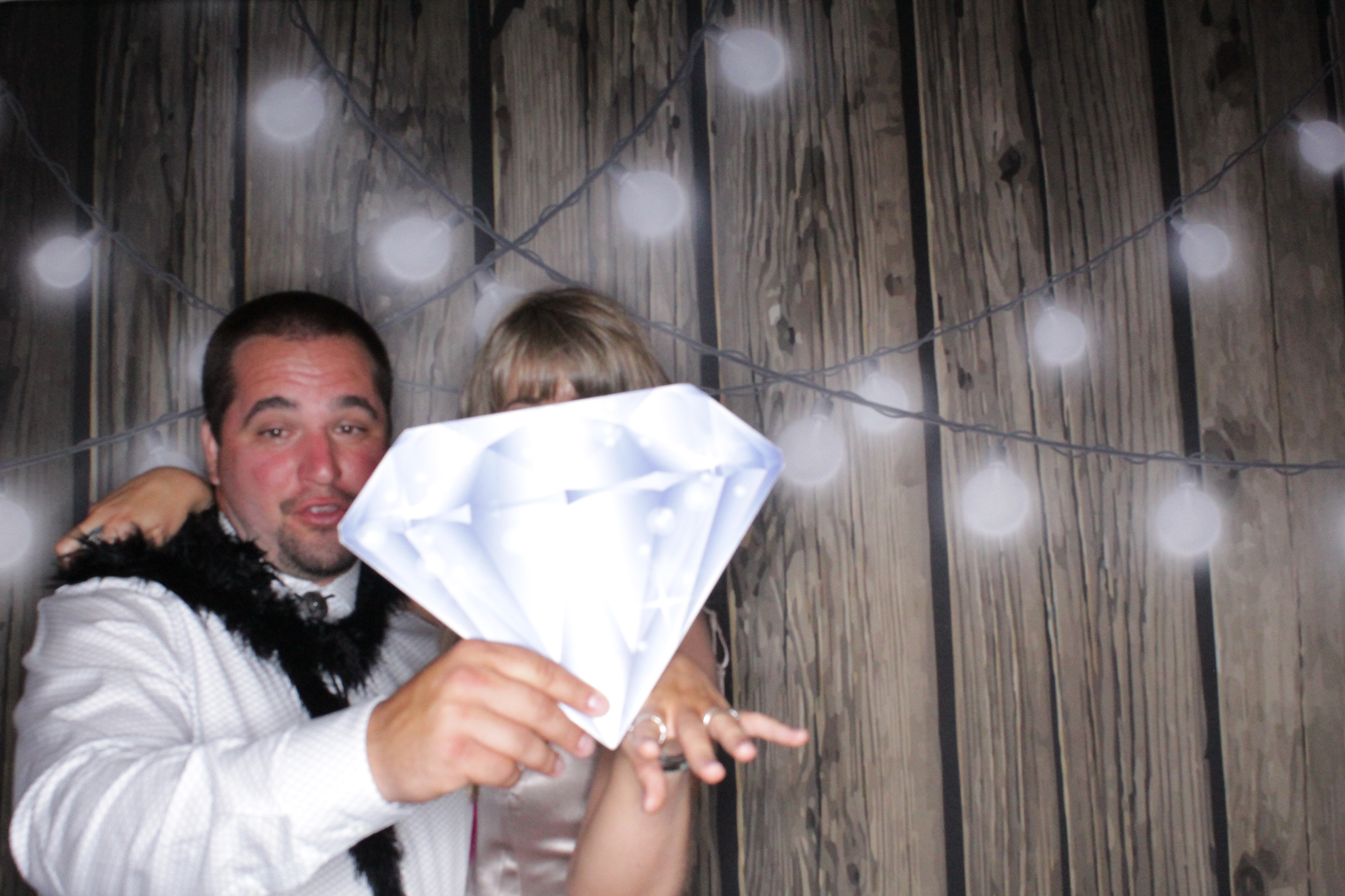 Shawna and Justin's Wedding | View more photos from the event at gallery.photoboothbillings.com/u/PhotoBoothBillings/Shawna-and-Justins-Wedding