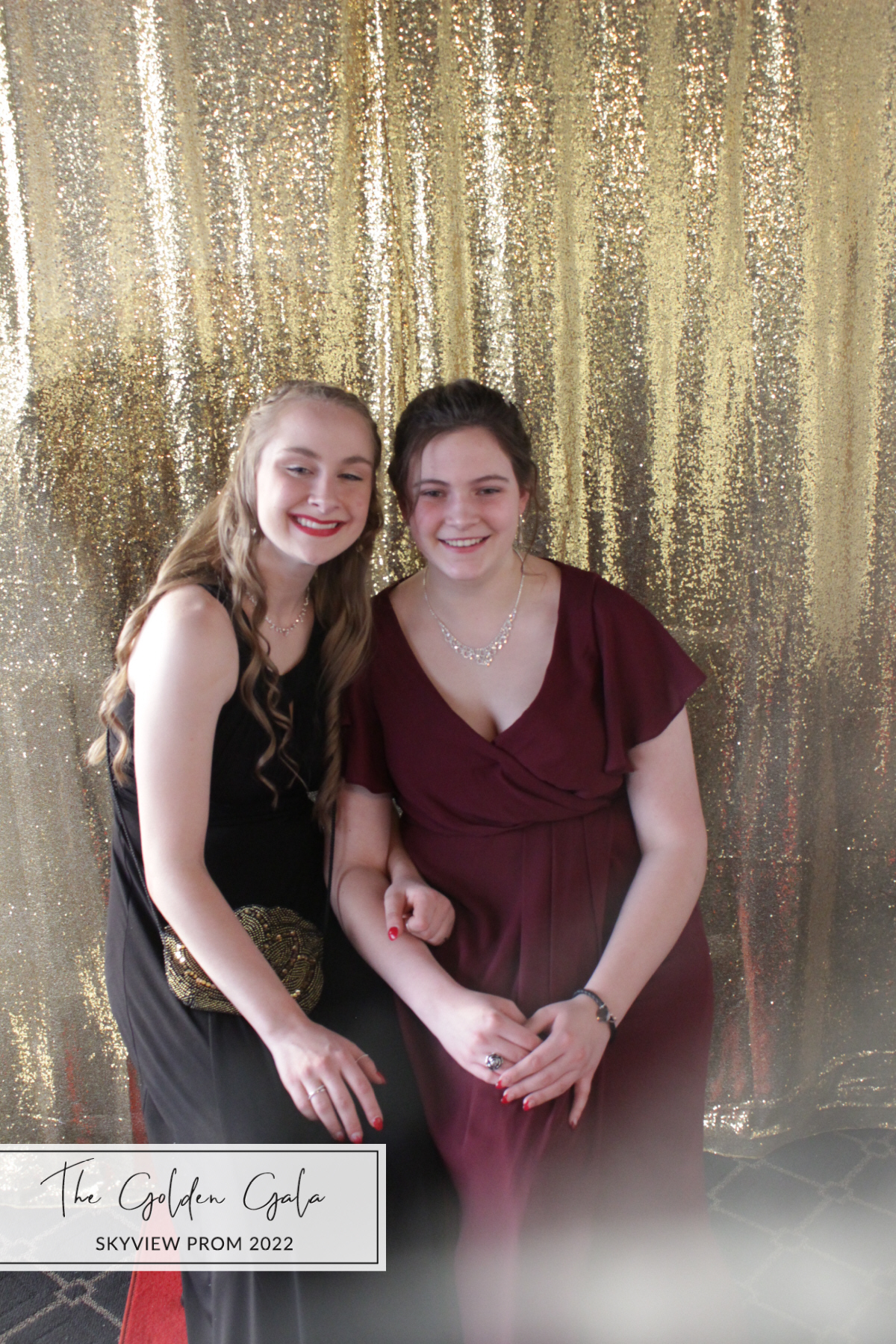 Skyview Prom | View more photos from the event at gallery.photoboothbillings.com/u/PhotoBoothBillings/Skyview-Prom
