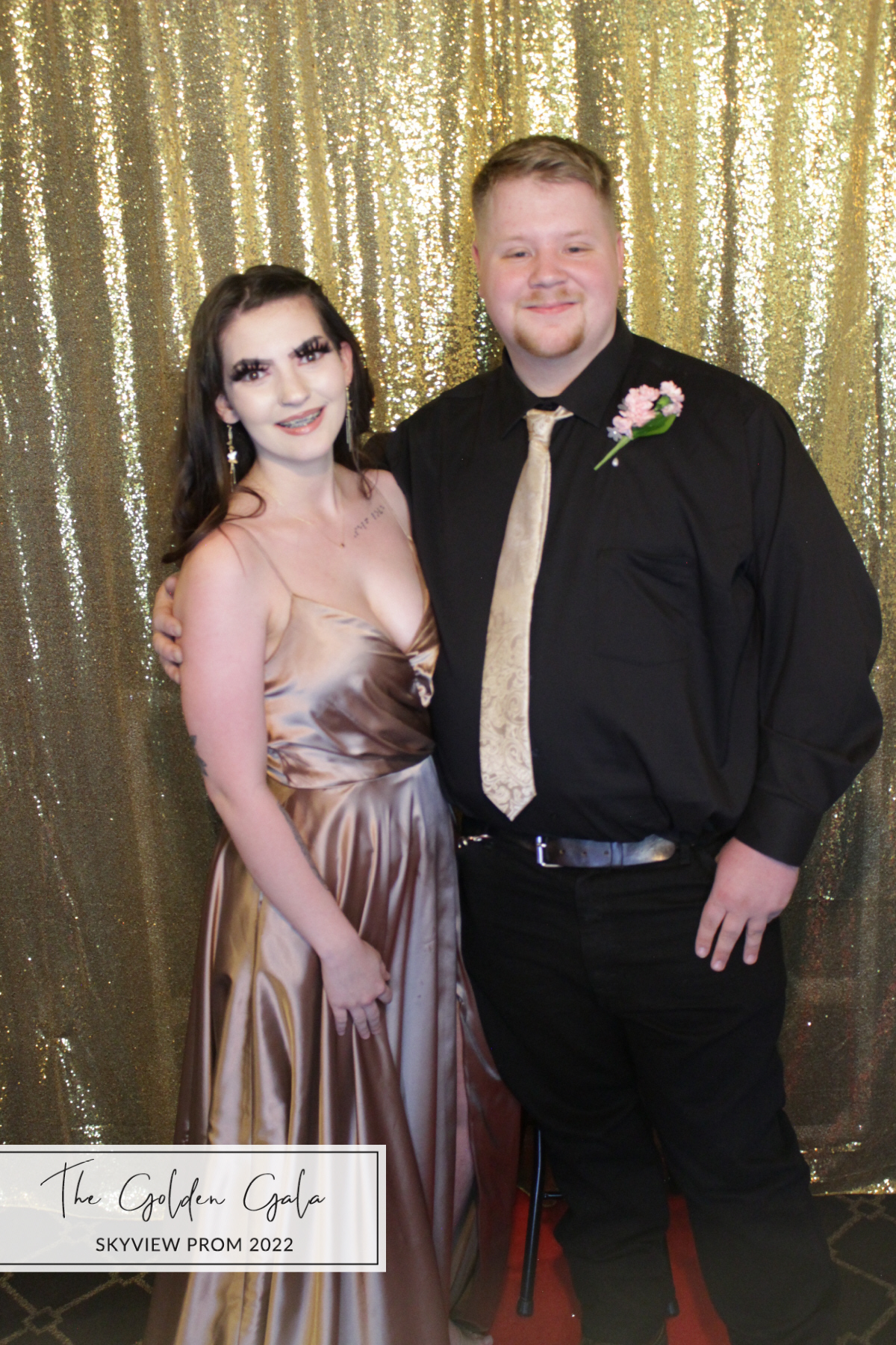 Skyview Prom | View more photos from the event at gallery.photoboothbillings.com/u/PhotoBoothBillings/Skyview-Prom