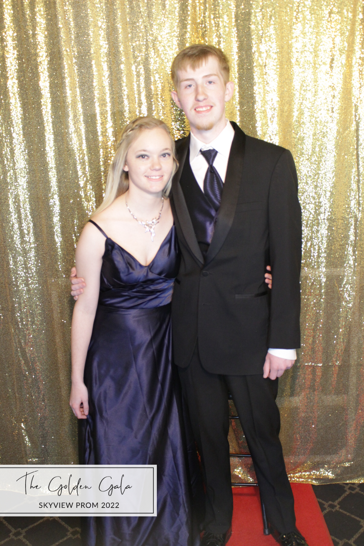 Skyview Prom | View more photos from the event at gallery.photoboothbillings.com/u/PhotoBoothBillings/Skyview-Prom