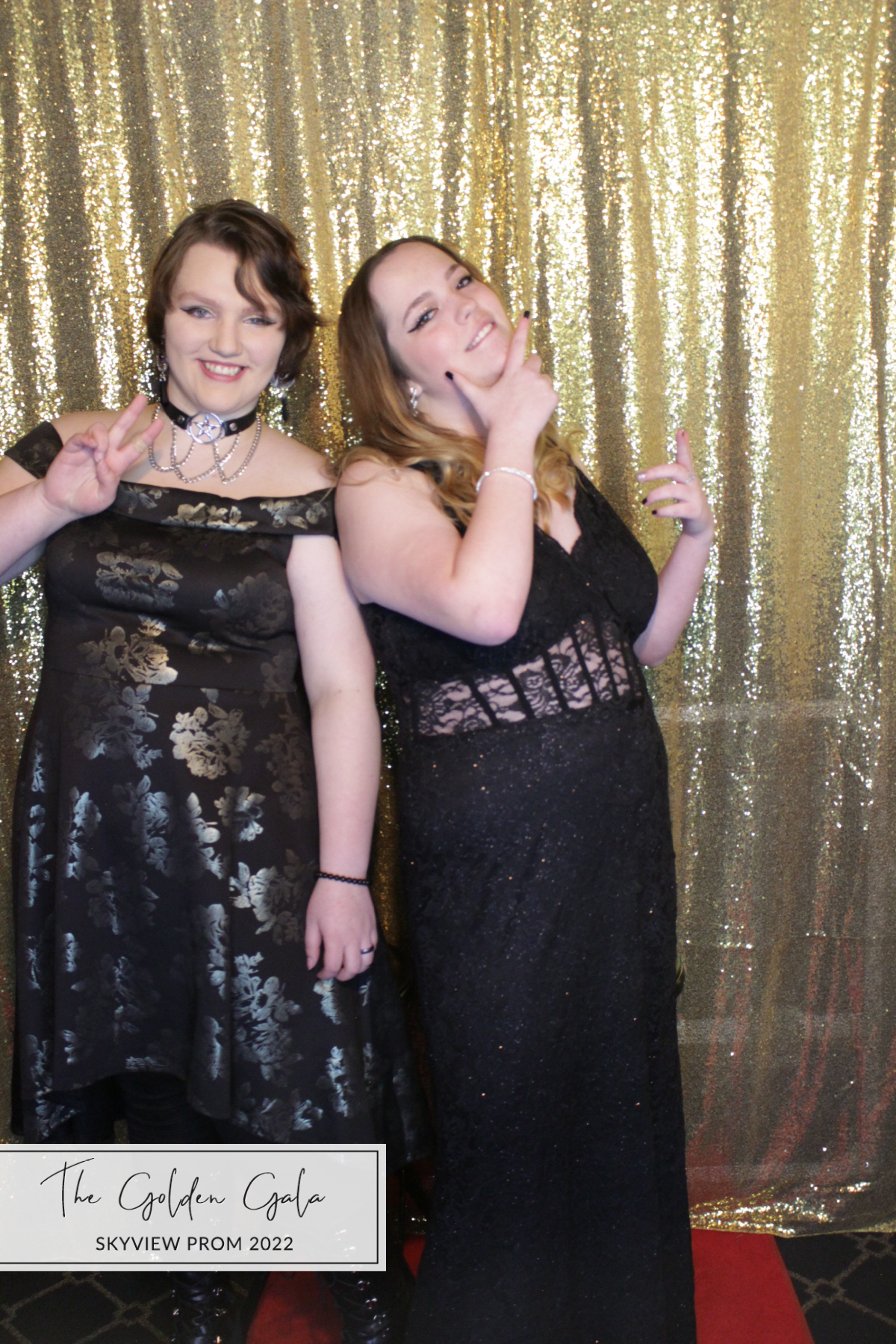Skyview Prom | View more photos from the event at gallery.photoboothbillings.com/u/PhotoBoothBillings/Skyview-Prom