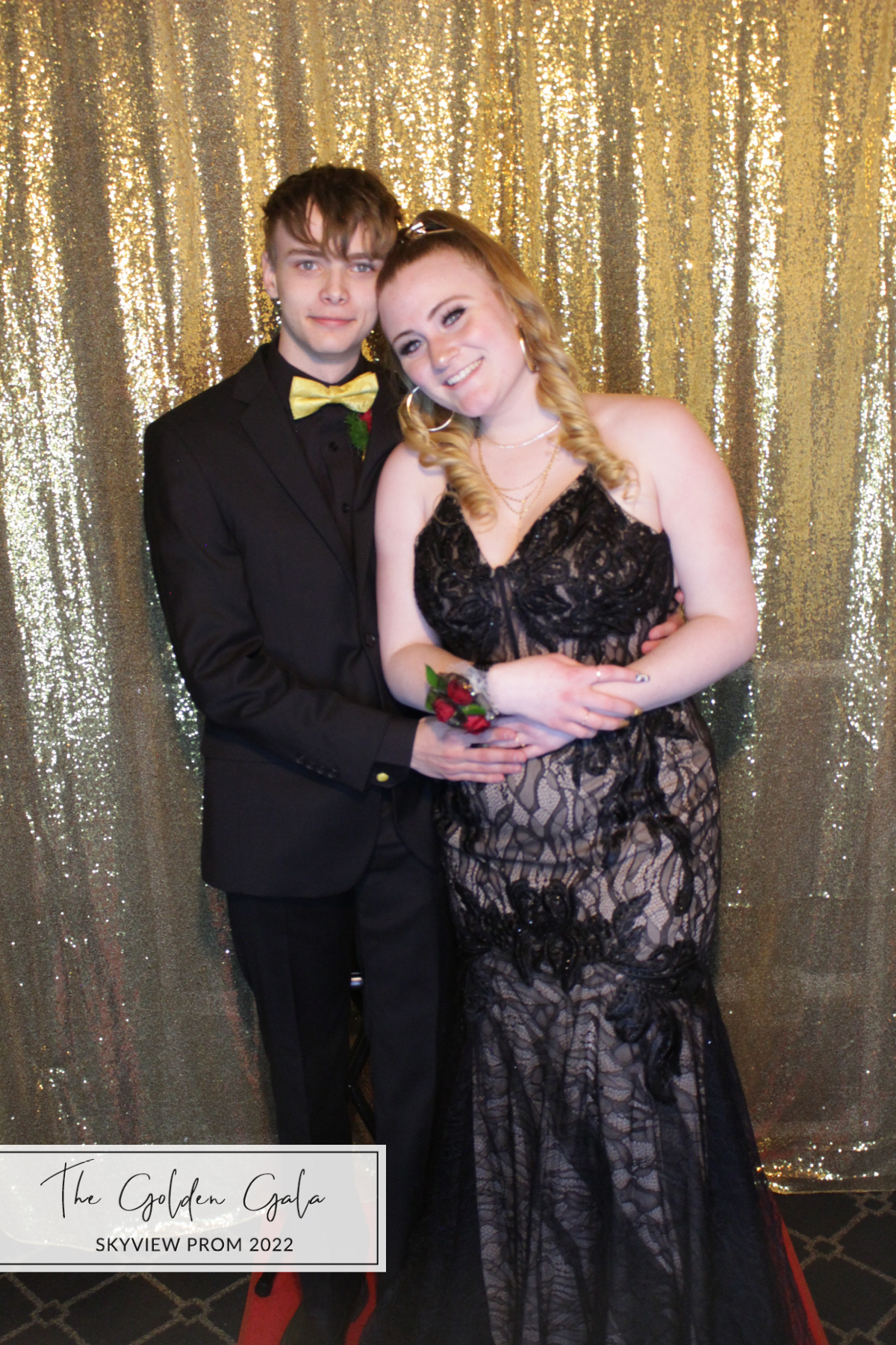 Skyview Prom | View more photos from the event at gallery.photoboothbillings.com/u/PhotoBoothBillings/Skyview-Prom