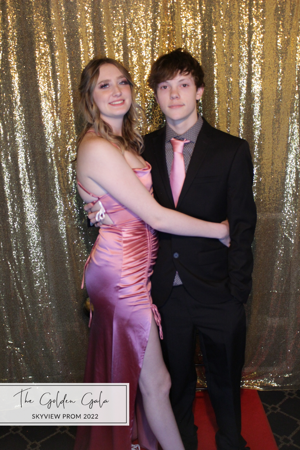 Skyview Prom | View more photos from the event at gallery.photoboothbillings.com/u/PhotoBoothBillings/Skyview-Prom