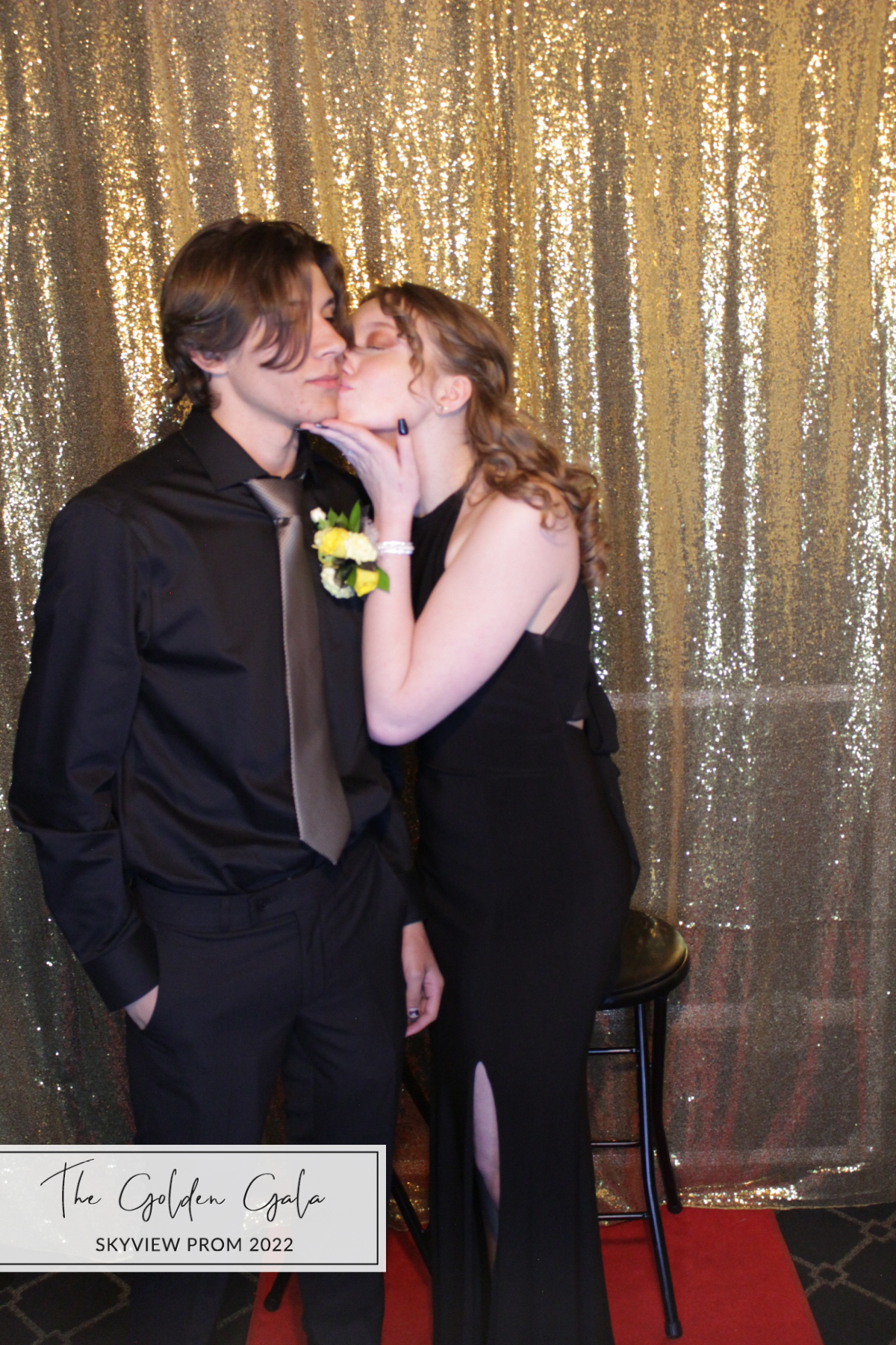 Skyview Prom | View more photos from the event at gallery.photoboothbillings.com/u/PhotoBoothBillings/Skyview-Prom