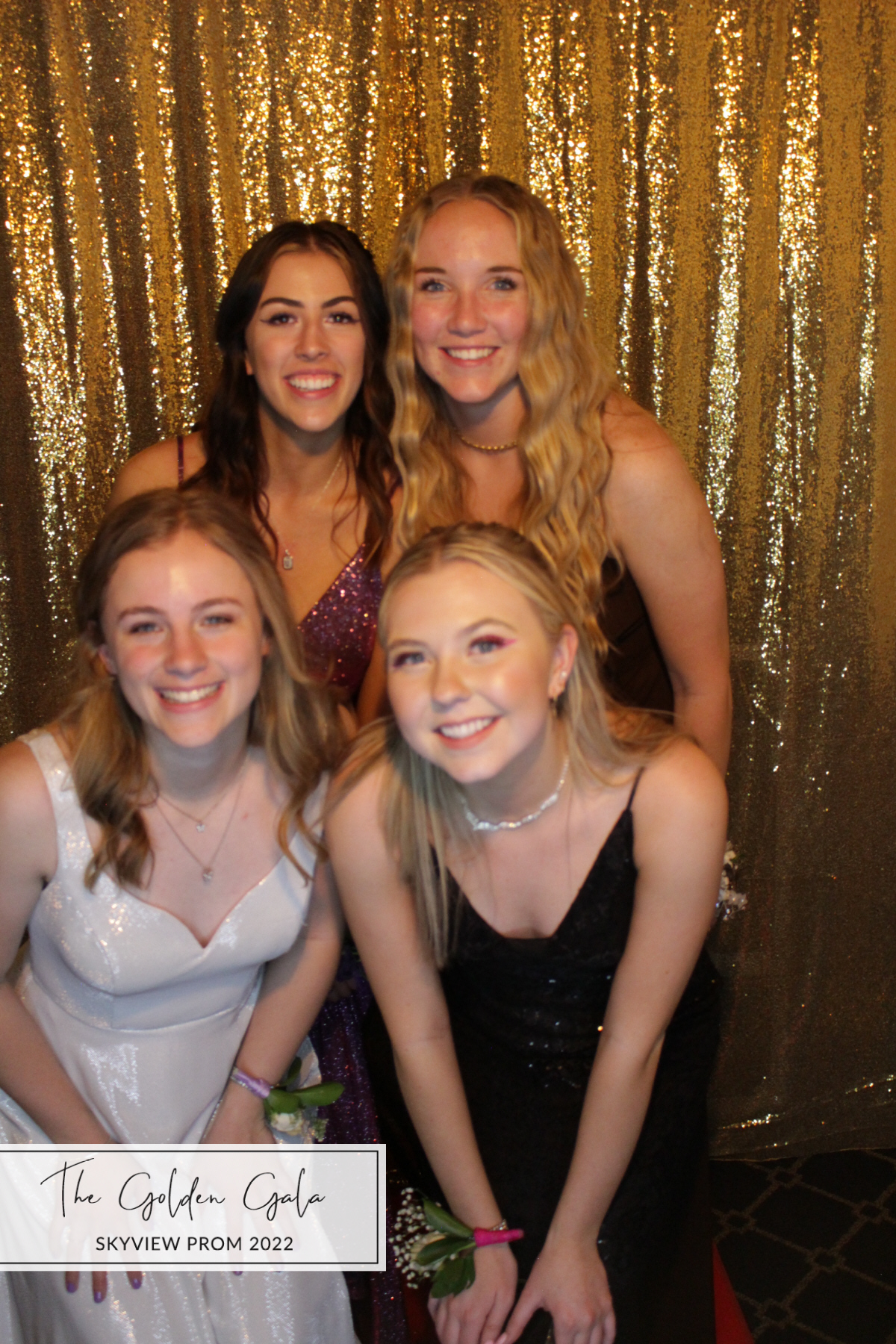 Skyview Prom | View more photos from the event at gallery.photoboothbillings.com/u/PhotoBoothBillings/Skyview-Prom