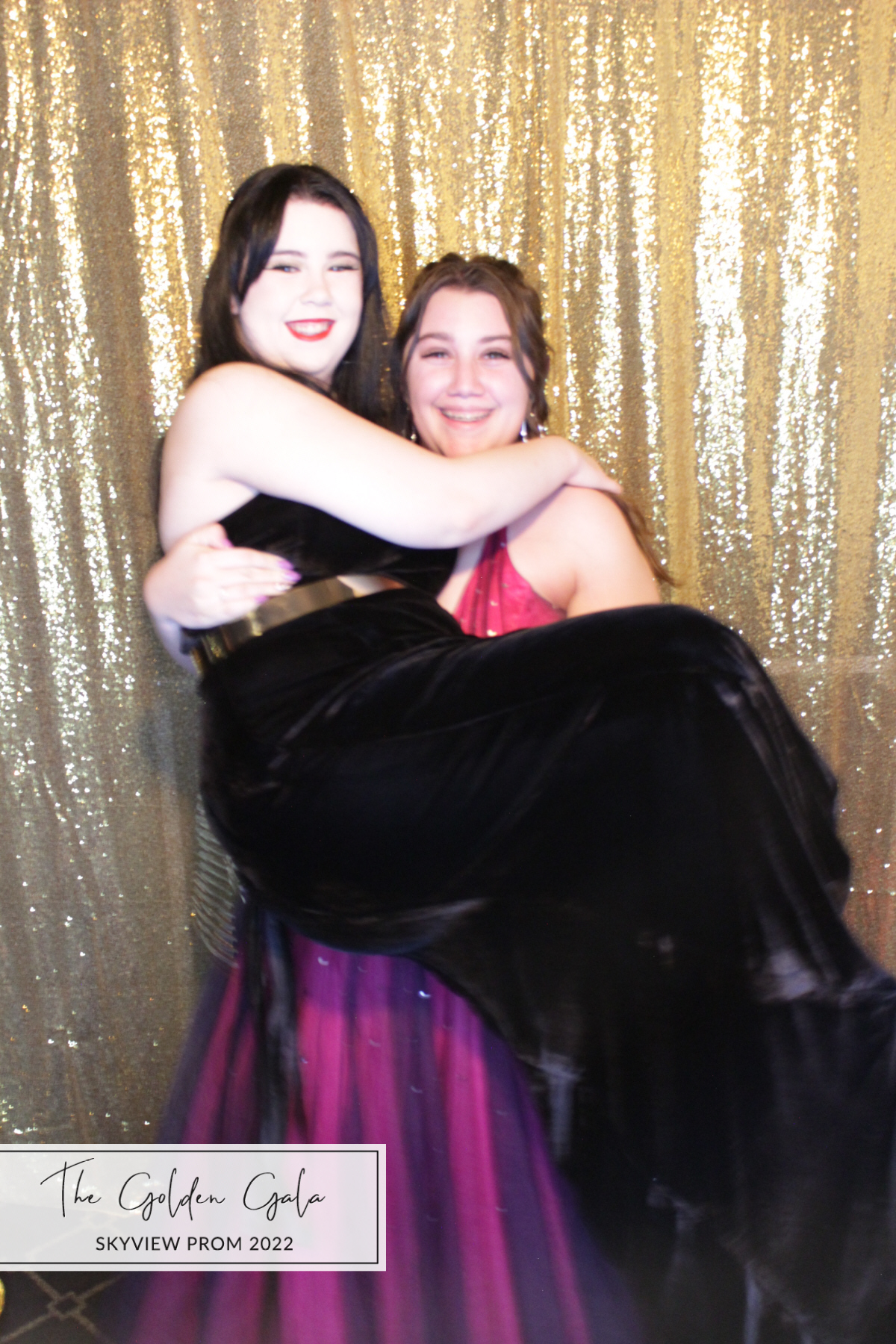 Skyview Prom | View more photos from the event at gallery.photoboothbillings.com/u/PhotoBoothBillings/Skyview-Prom