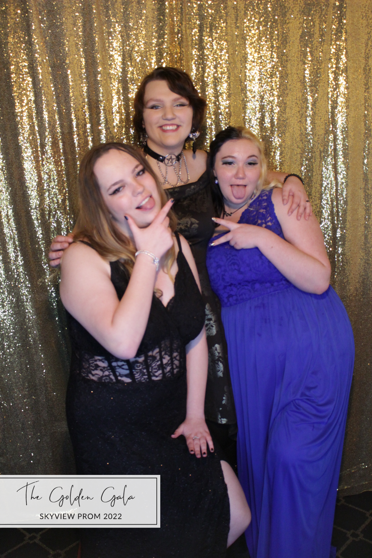 Skyview Prom | View more photos from the event at gallery.photoboothbillings.com/u/PhotoBoothBillings/Skyview-Prom