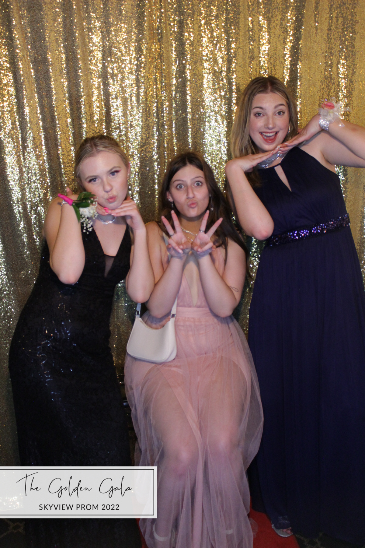 Skyview Prom | View more photos from the event at gallery.photoboothbillings.com/u/PhotoBoothBillings/Skyview-Prom