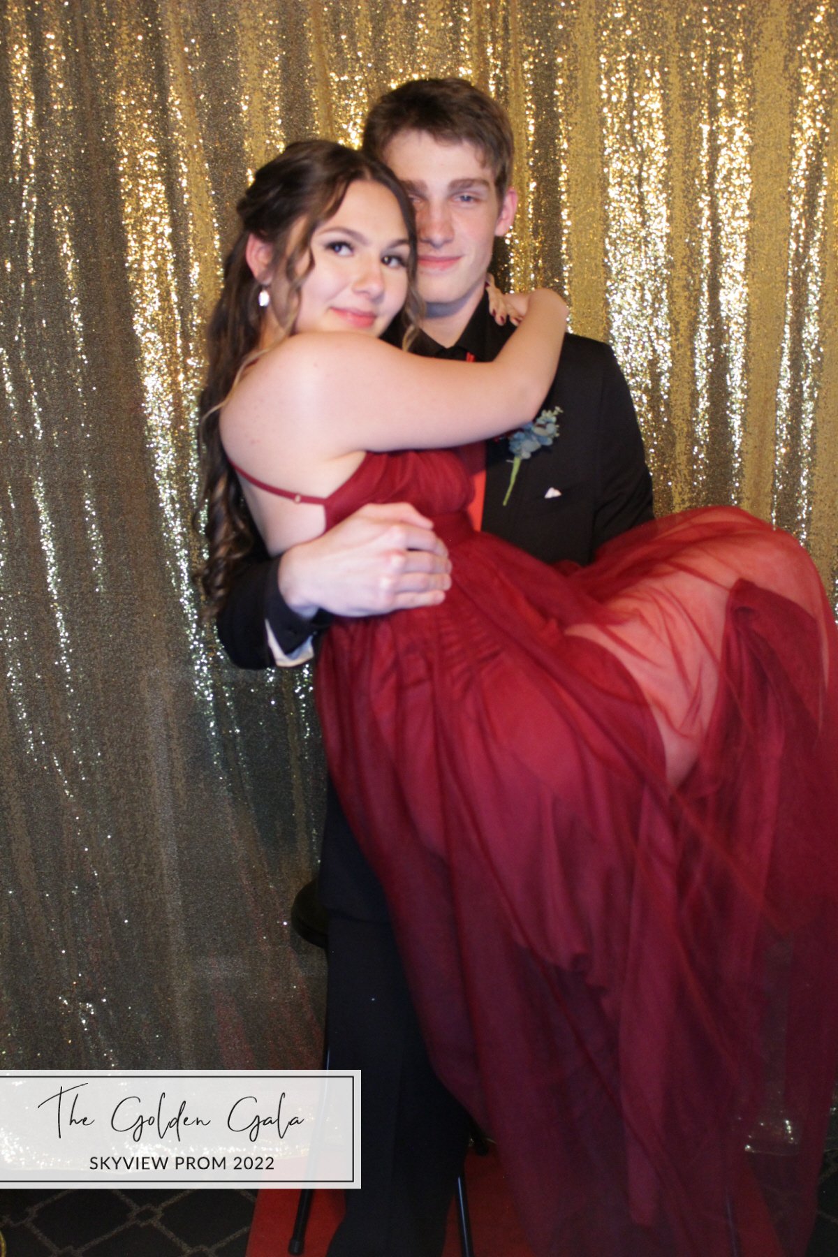 Skyview Prom | View more photos from the event at gallery.photoboothbillings.com/u/PhotoBoothBillings/Skyview-Prom