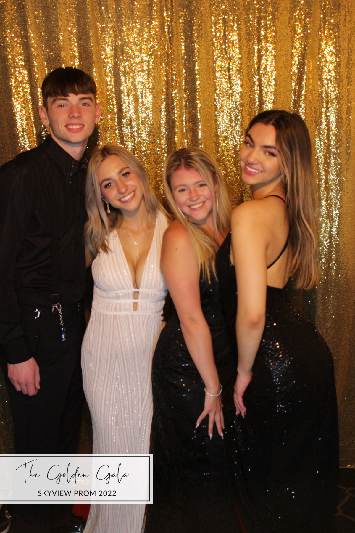 Skyview Prom | View more photos from the event at gallery.photoboothbillings.com/u/PhotoBoothBillings/Skyview-Prom