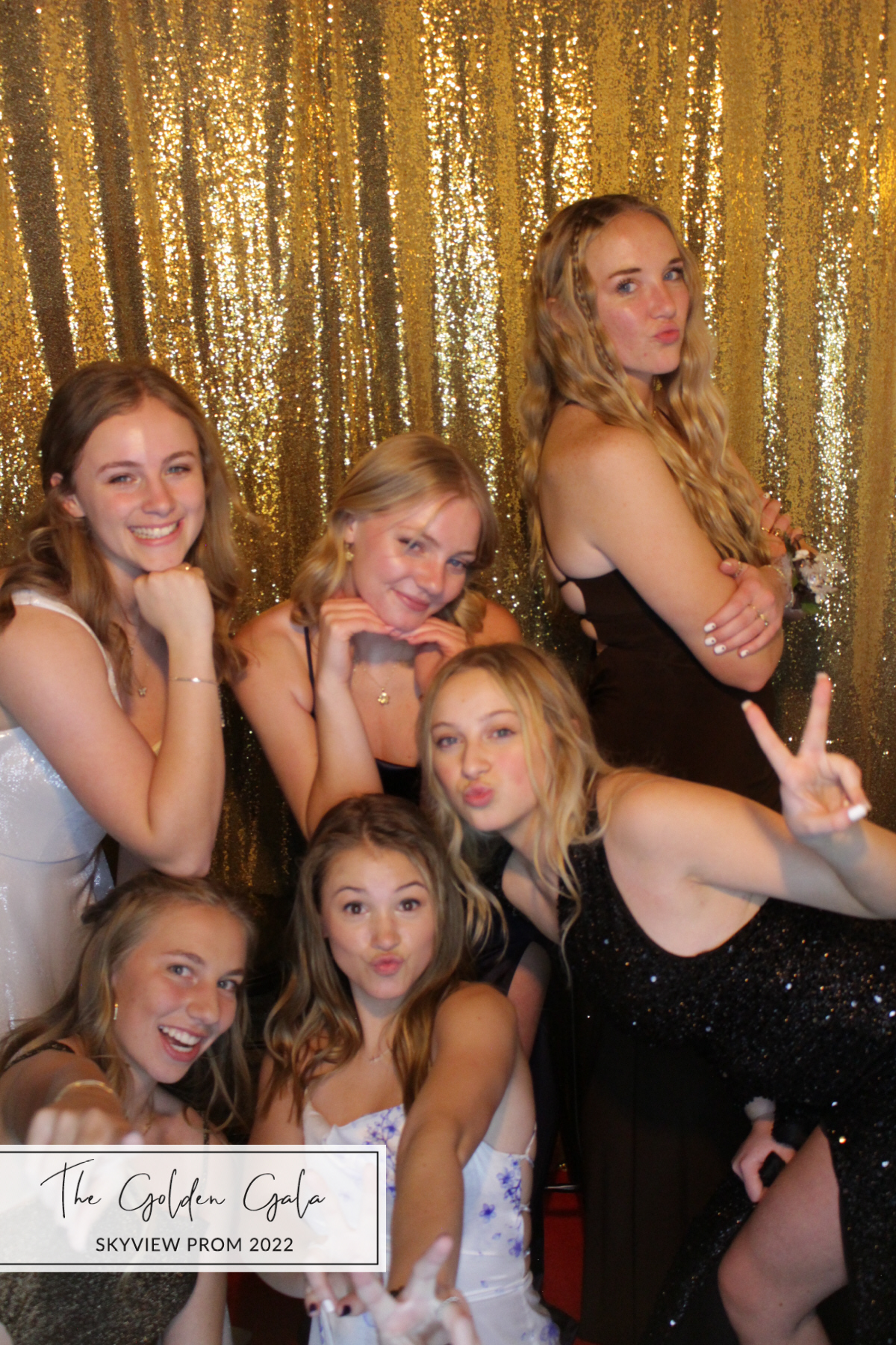 Skyview Prom | View more photos from the event at gallery.photoboothbillings.com/u/PhotoBoothBillings/Skyview-Prom