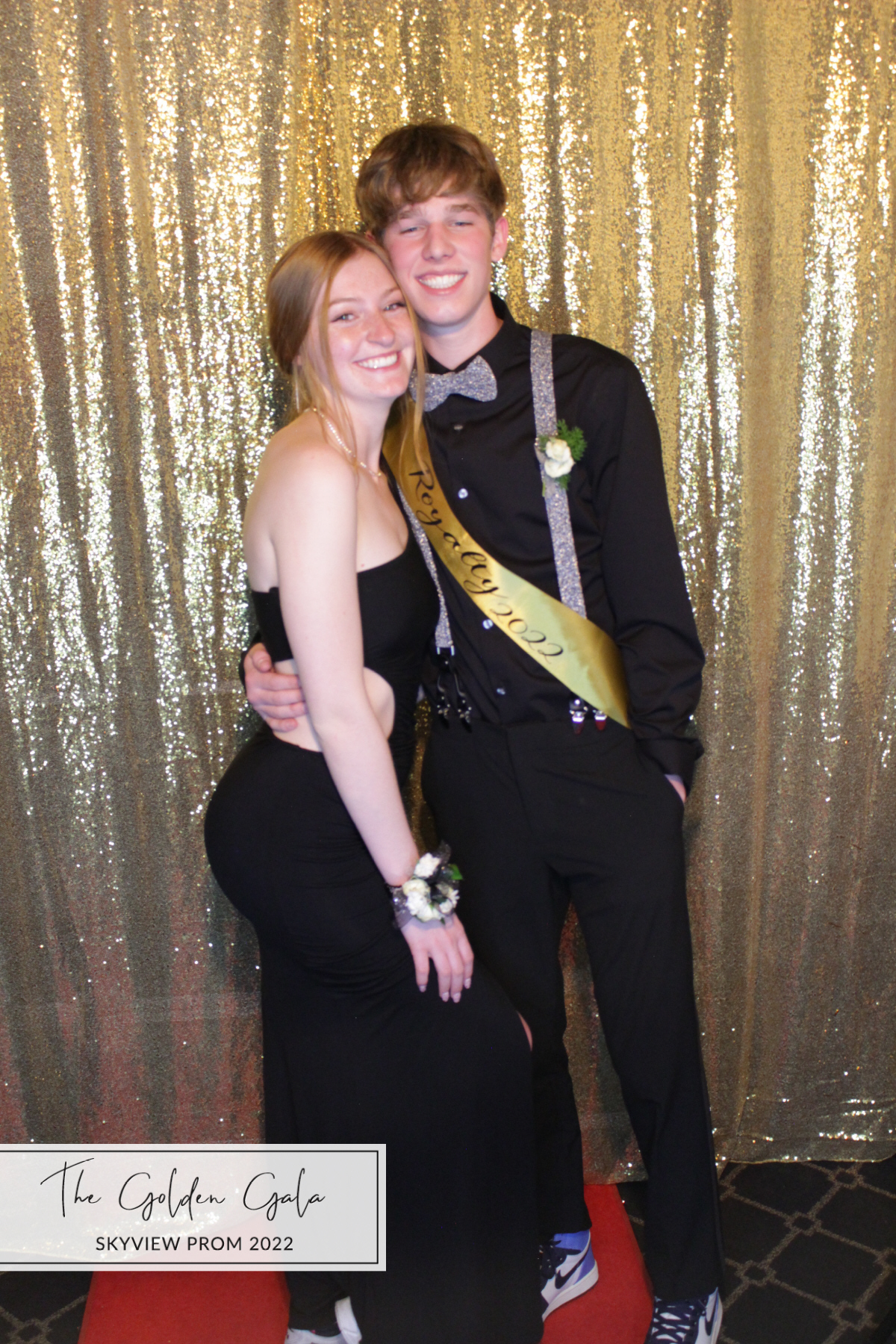 Skyview Prom | View more photos from the event at gallery.photoboothbillings.com/u/PhotoBoothBillings/Skyview-Prom