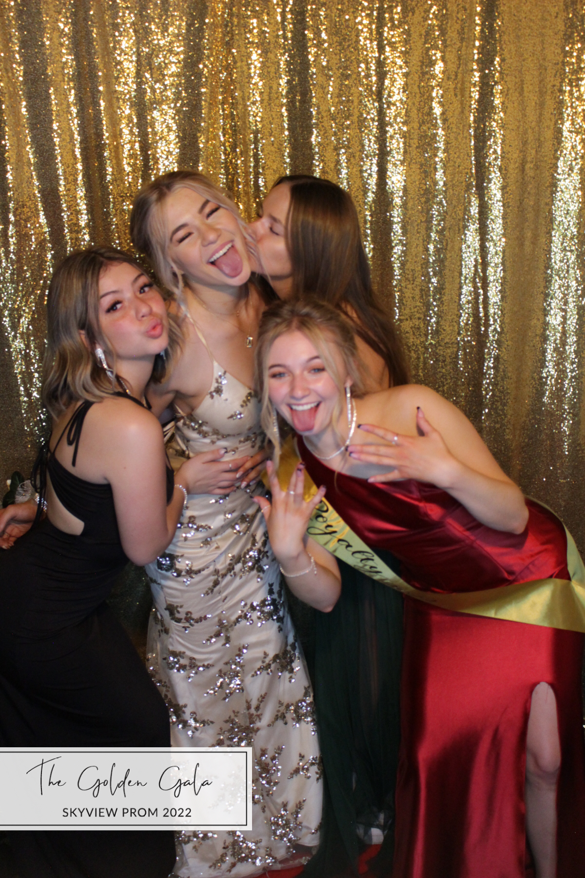 Skyview Prom | View more photos from the event at gallery.photoboothbillings.com/u/PhotoBoothBillings/Skyview-Prom