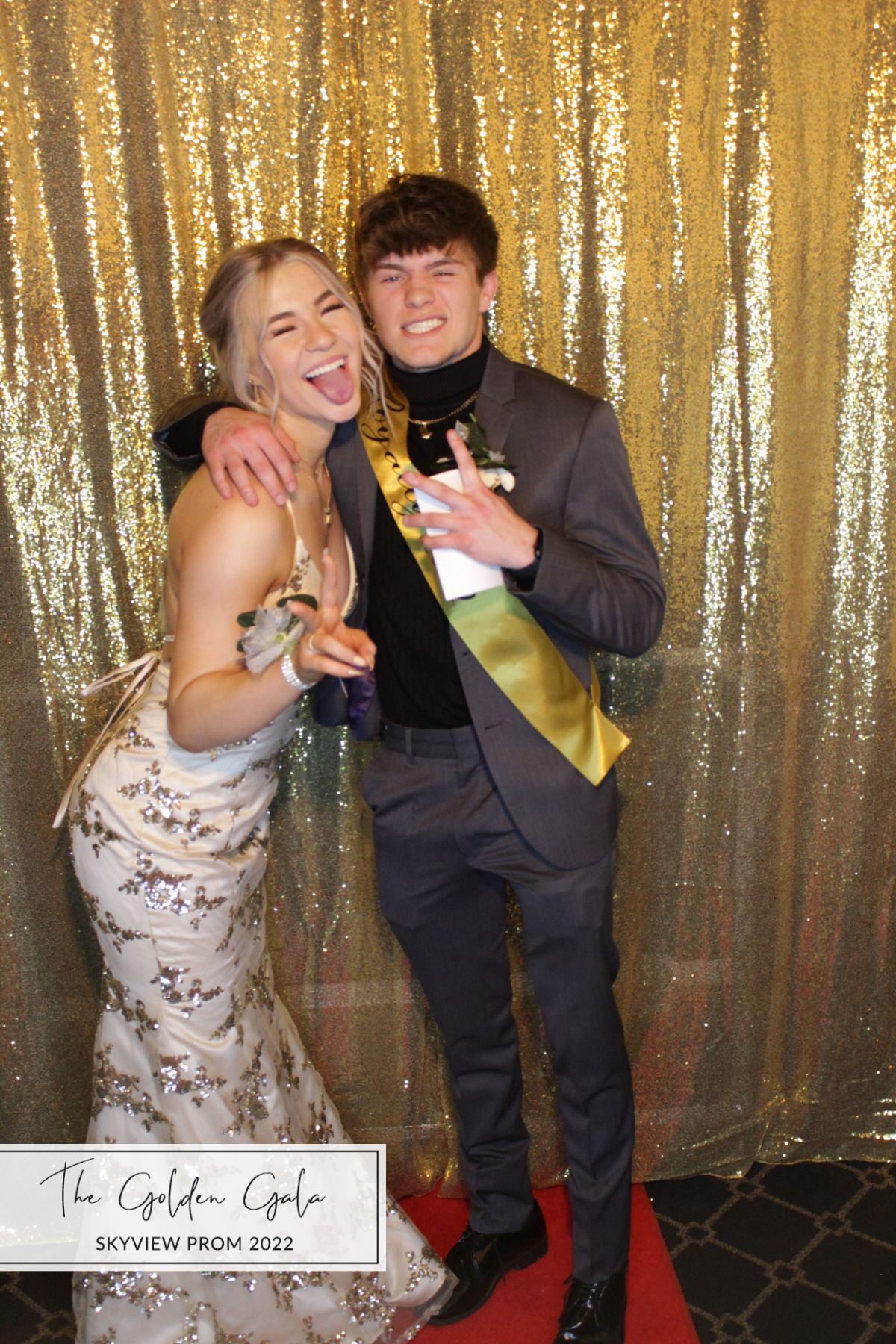 Skyview Prom | View more photos from the event at gallery.photoboothbillings.com/u/PhotoBoothBillings/Skyview-Prom