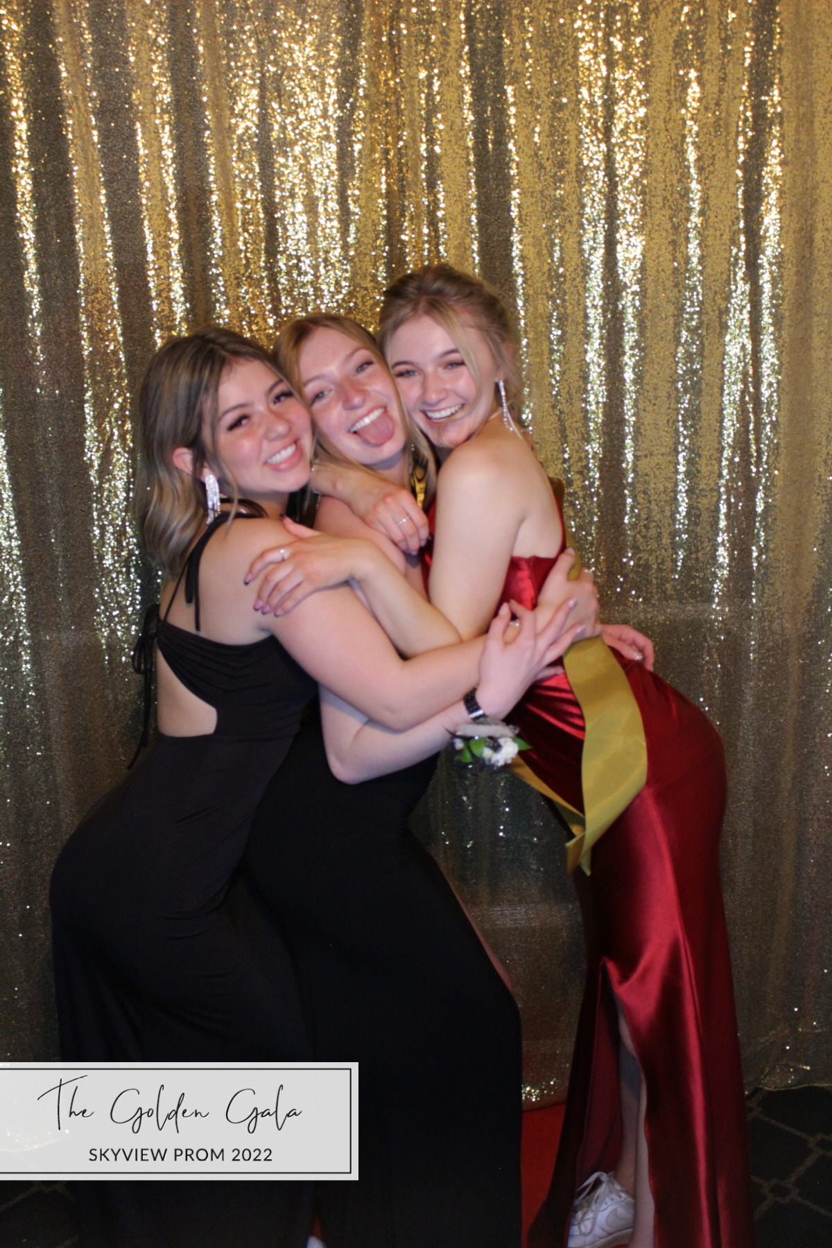 Skyview Prom | View more photos from the event at gallery.photoboothbillings.com/u/PhotoBoothBillings/Skyview-Prom
