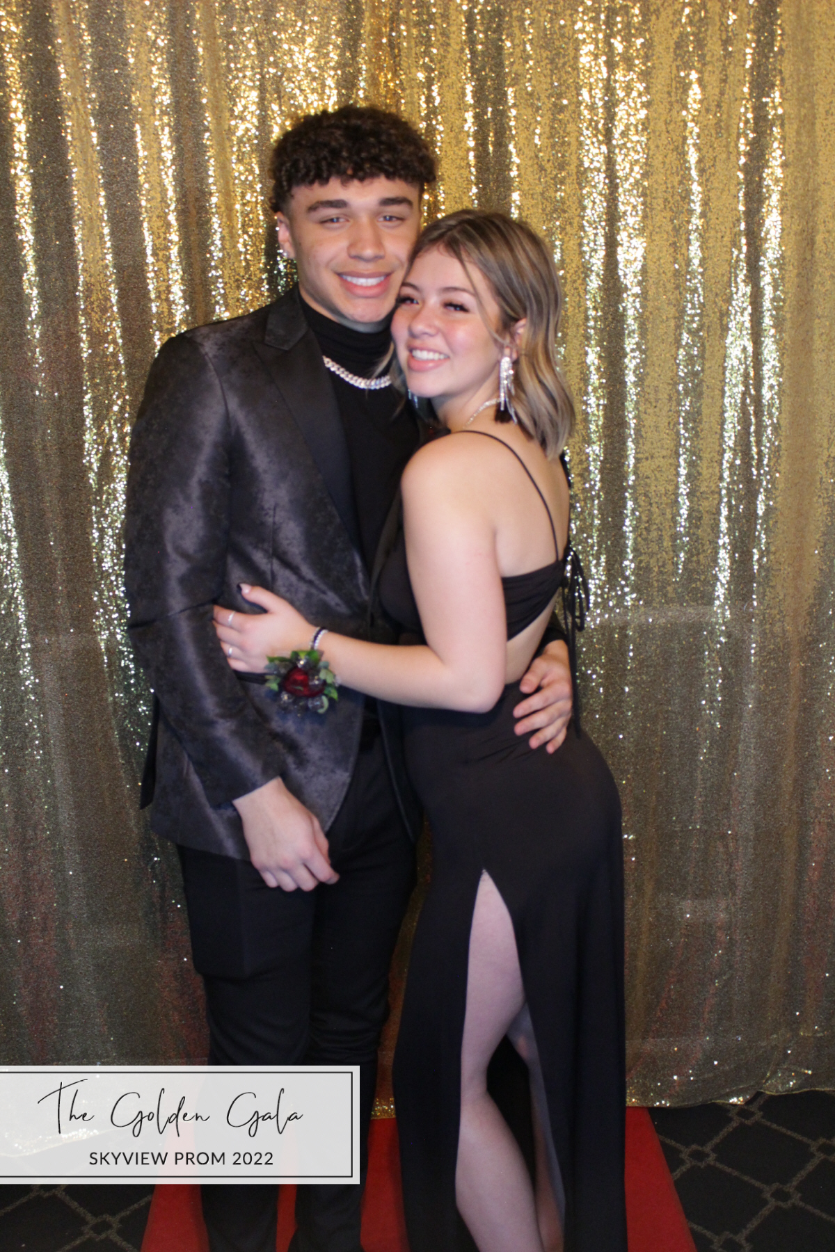 Skyview Prom | View more photos from the event at gallery.photoboothbillings.com/u/PhotoBoothBillings/Skyview-Prom